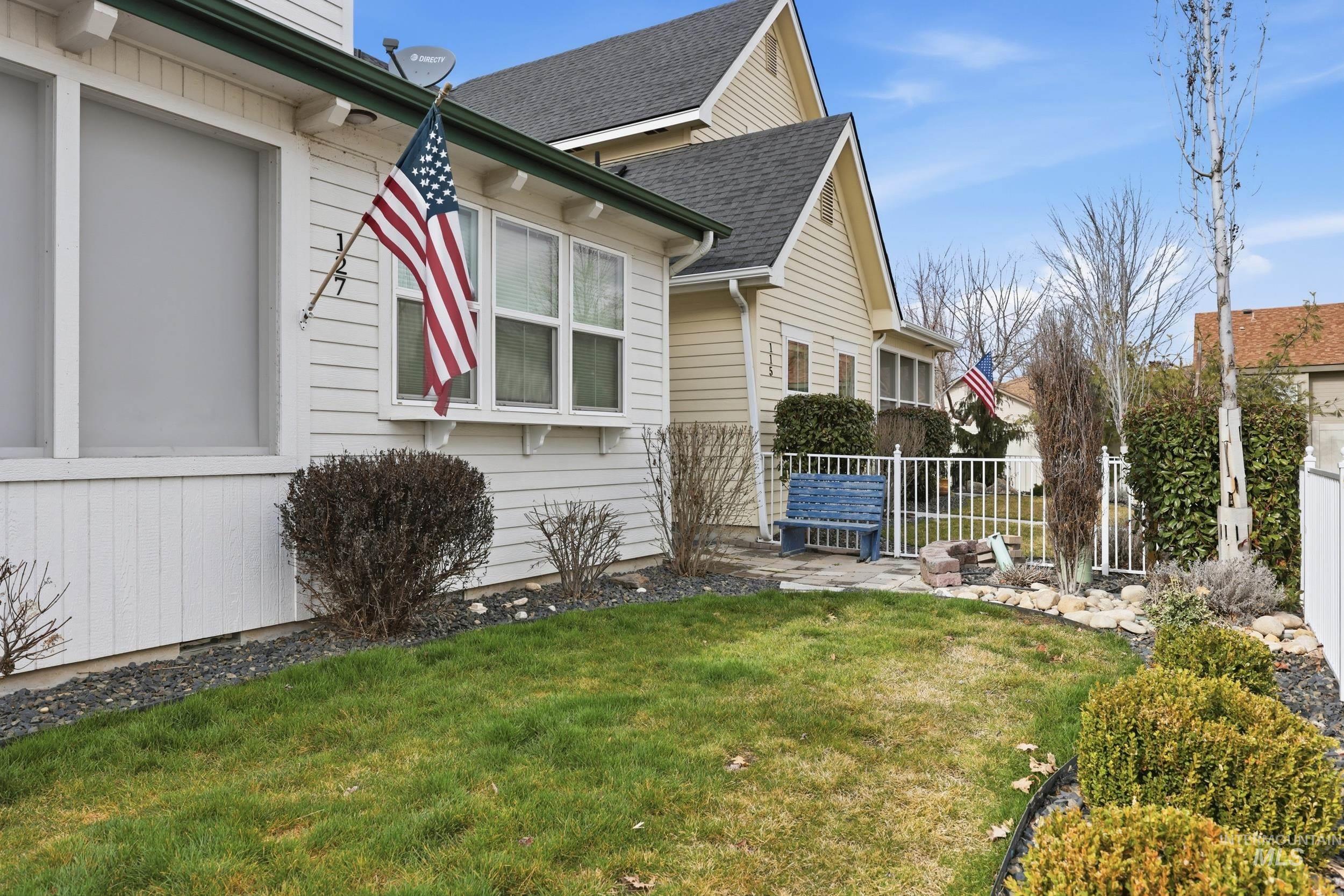 127 Mathie, Eagle, Idaho 83616, 3 Bedrooms, 3.5 Bathrooms, Residential For Sale, Price $549,500,MLS 98976582