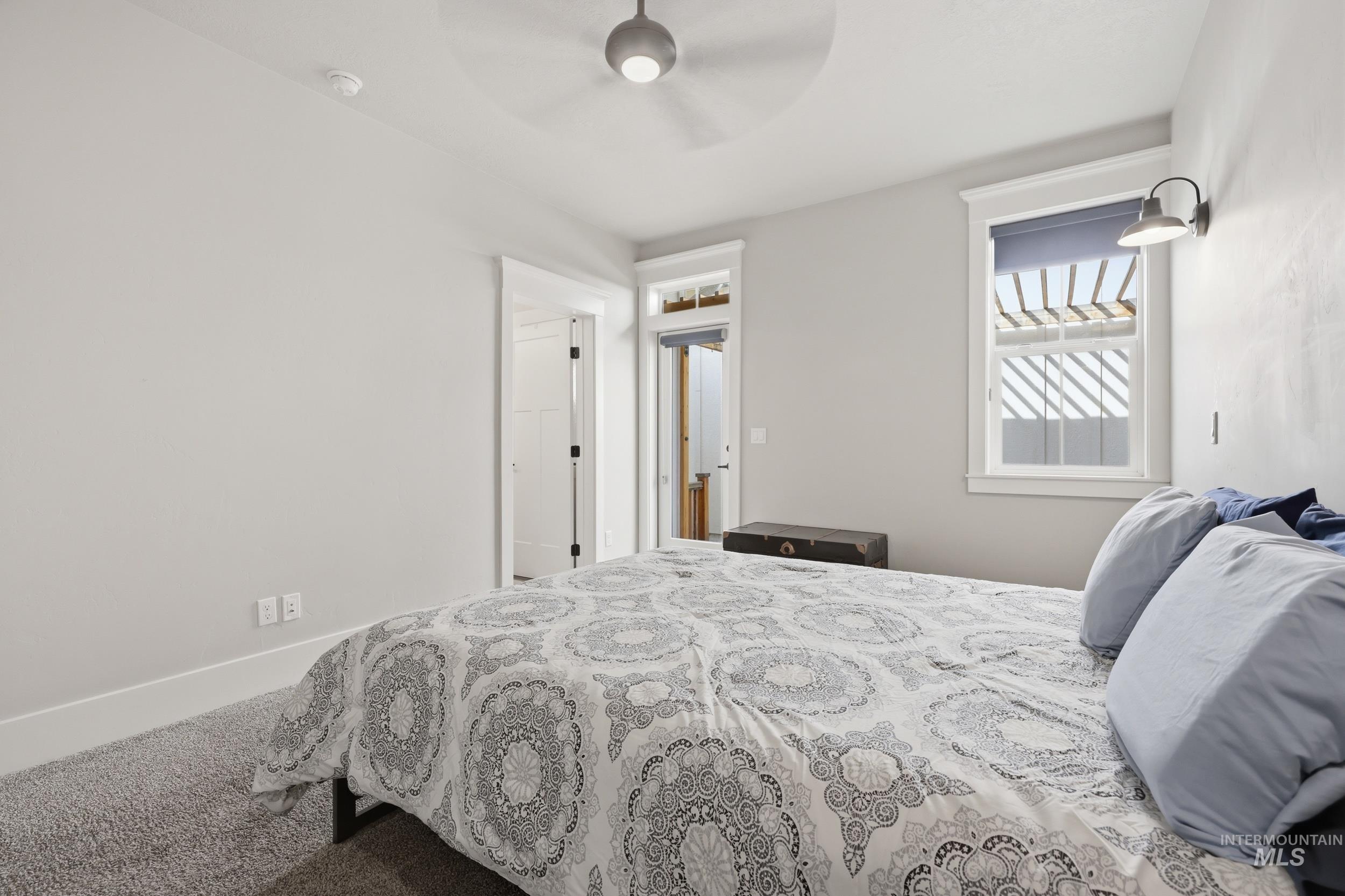 127 Mathie, Eagle, Idaho 83616, 3 Bedrooms, 3.5 Bathrooms, Residential For Sale, Price $549,500,MLS 98976582