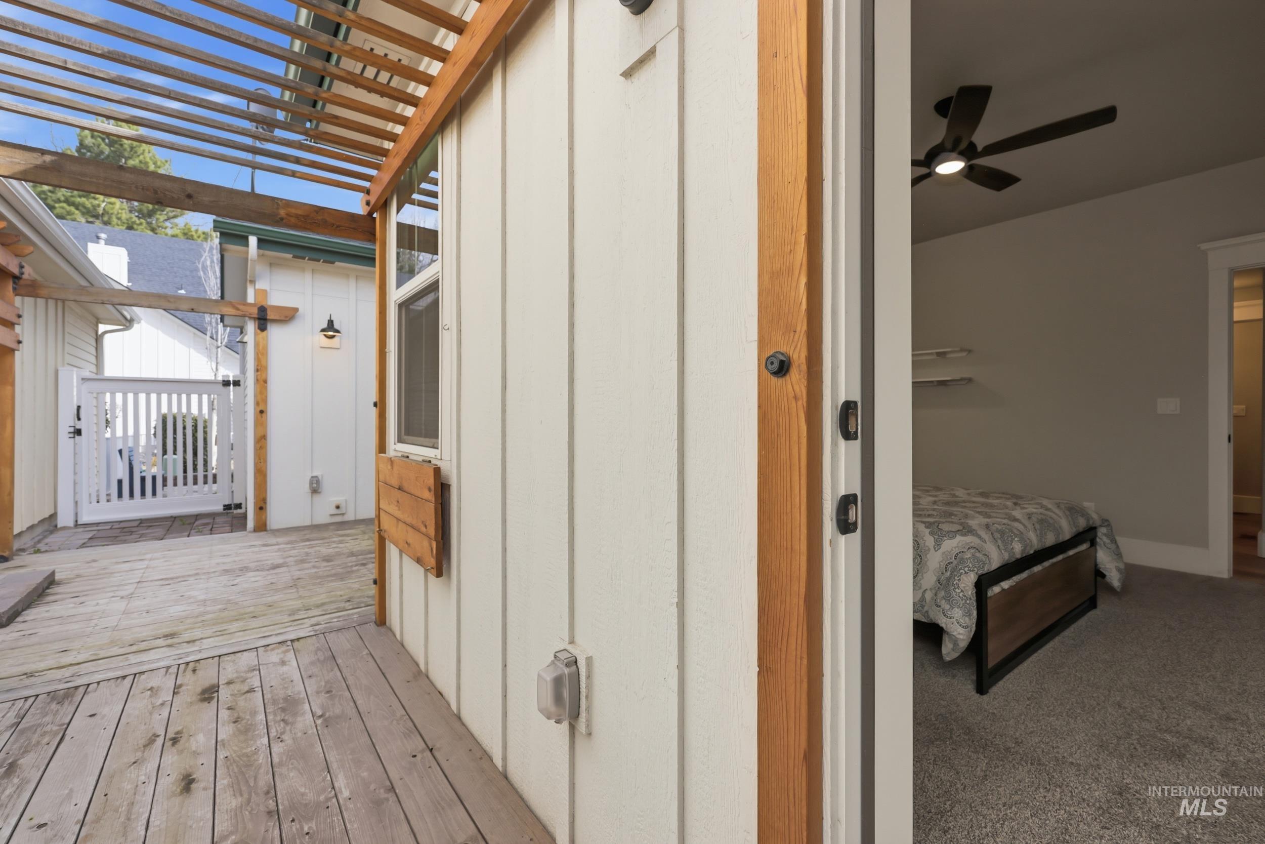 127 Mathie, Eagle, Idaho 83616, 3 Bedrooms, 3.5 Bathrooms, Residential For Sale, Price $549,500,MLS 98976582