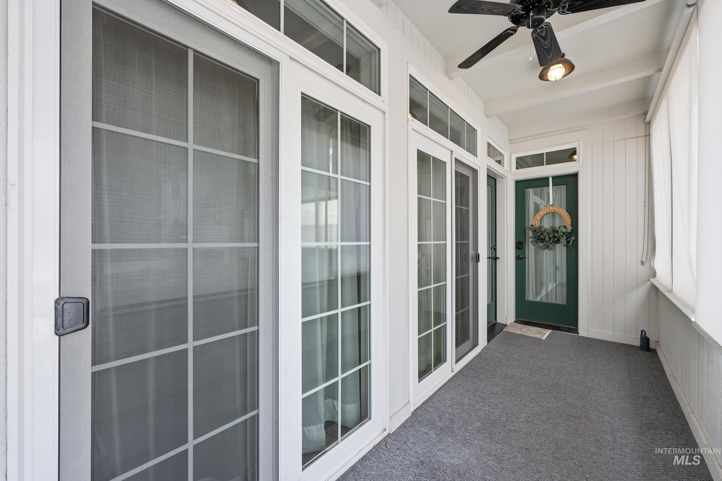 127 Mathie, Eagle, Idaho 83616, 3 Bedrooms, 3.5 Bathrooms, Residential For Sale, Price $549,500,MLS 98976582