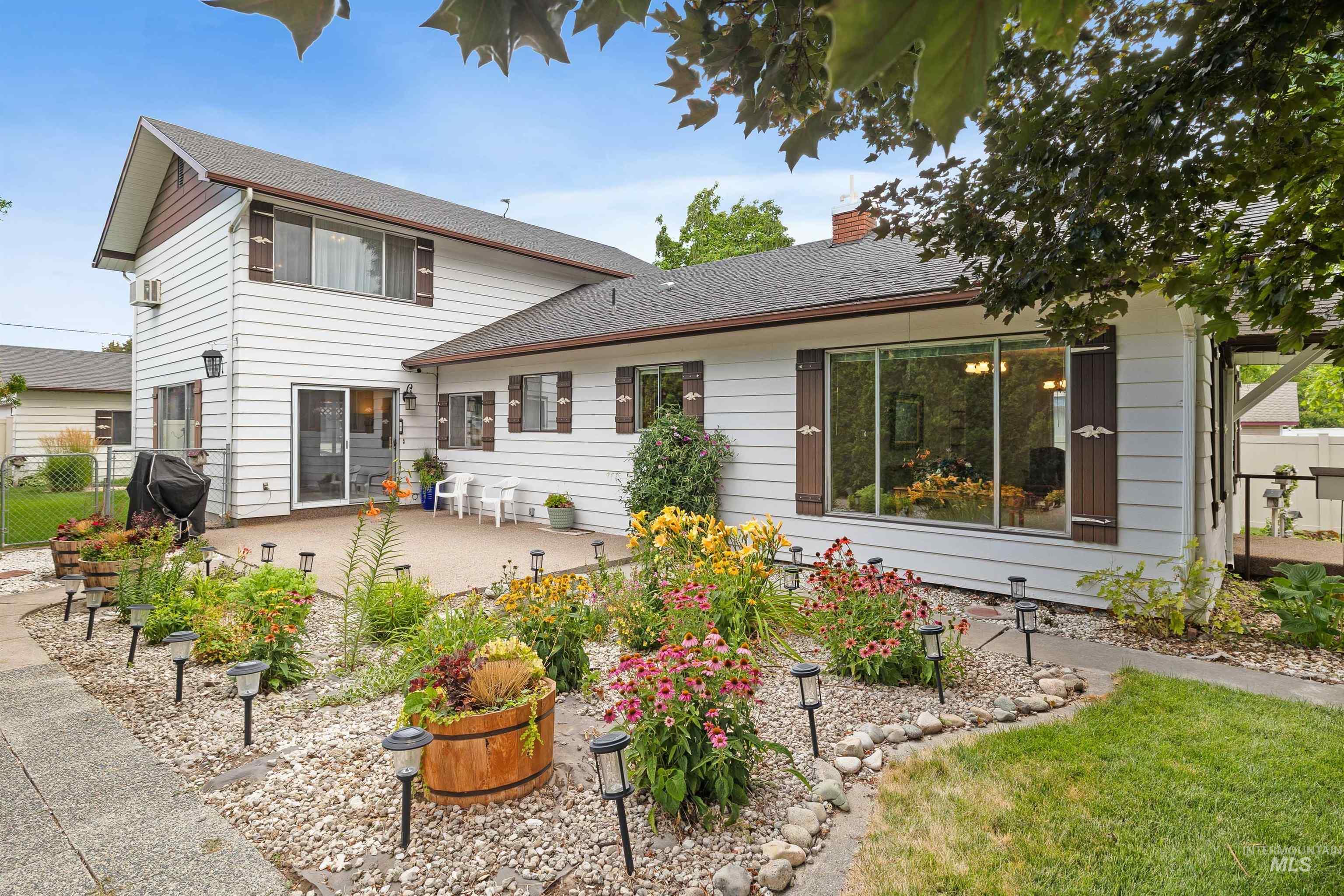 421 E Ave E, Jerome, Idaho 83338, 4 Bedrooms, 2.5 Bathrooms, Residential For Sale, Price $389,900, 98976583