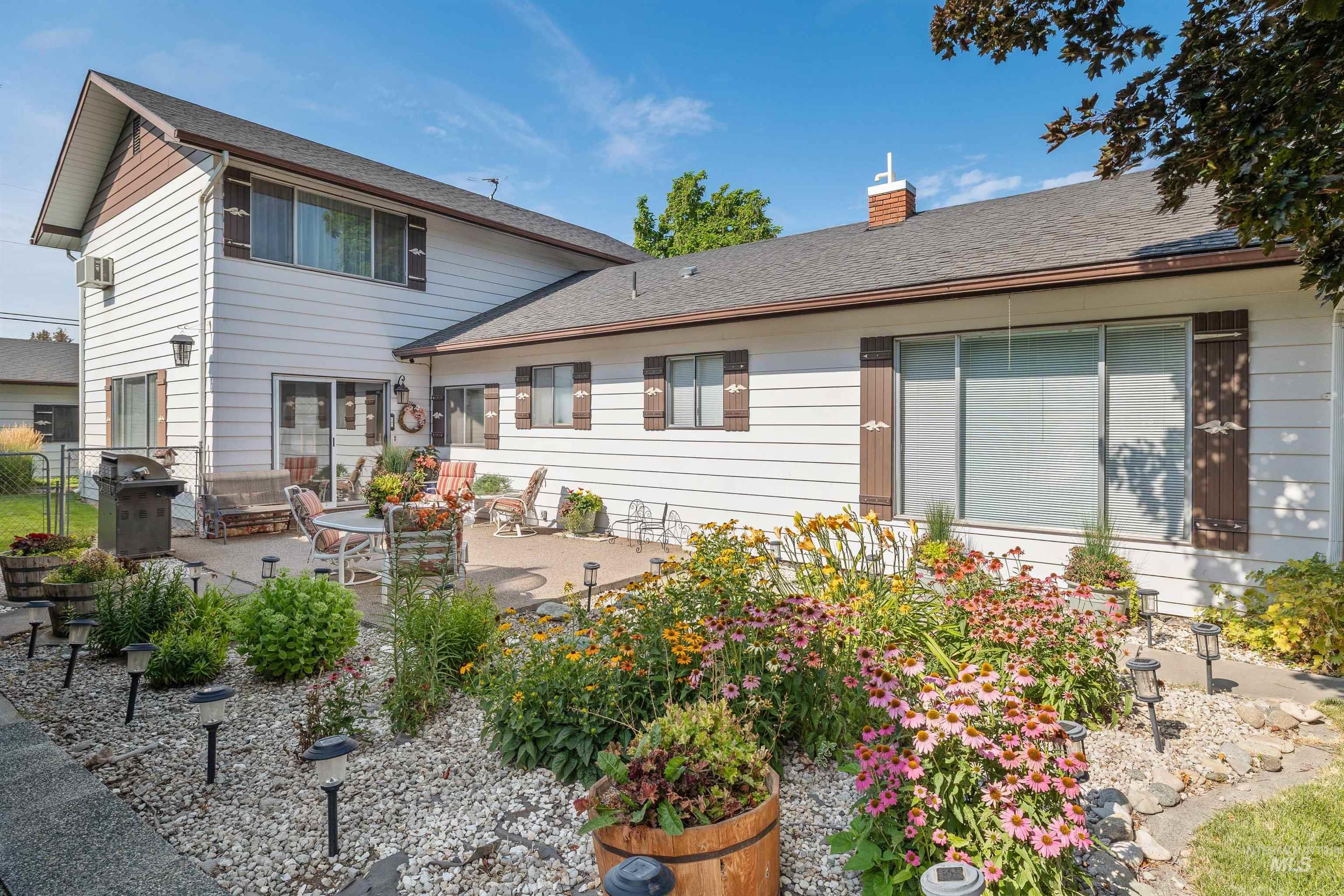 421 E Ave E, Jerome, Idaho 83338, 4 Bedrooms, 2.5 Bathrooms, Residential For Sale, Price $375,900, 98976583