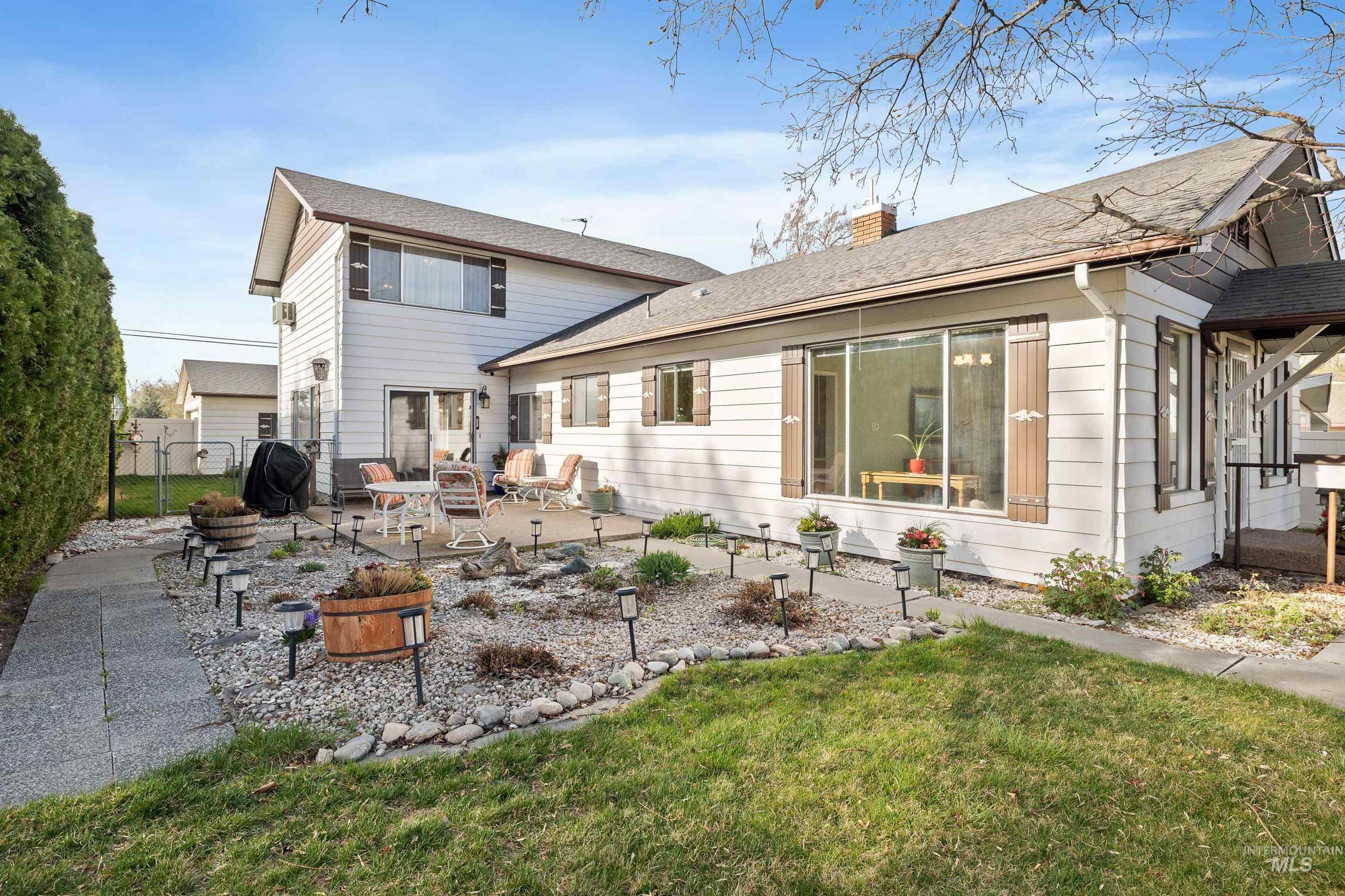 421 E Ave E, Jerome, Idaho 83338, 4 Bedrooms, 2.5 Bathrooms, Residential For Sale, Price $389,900,MLS 98976583