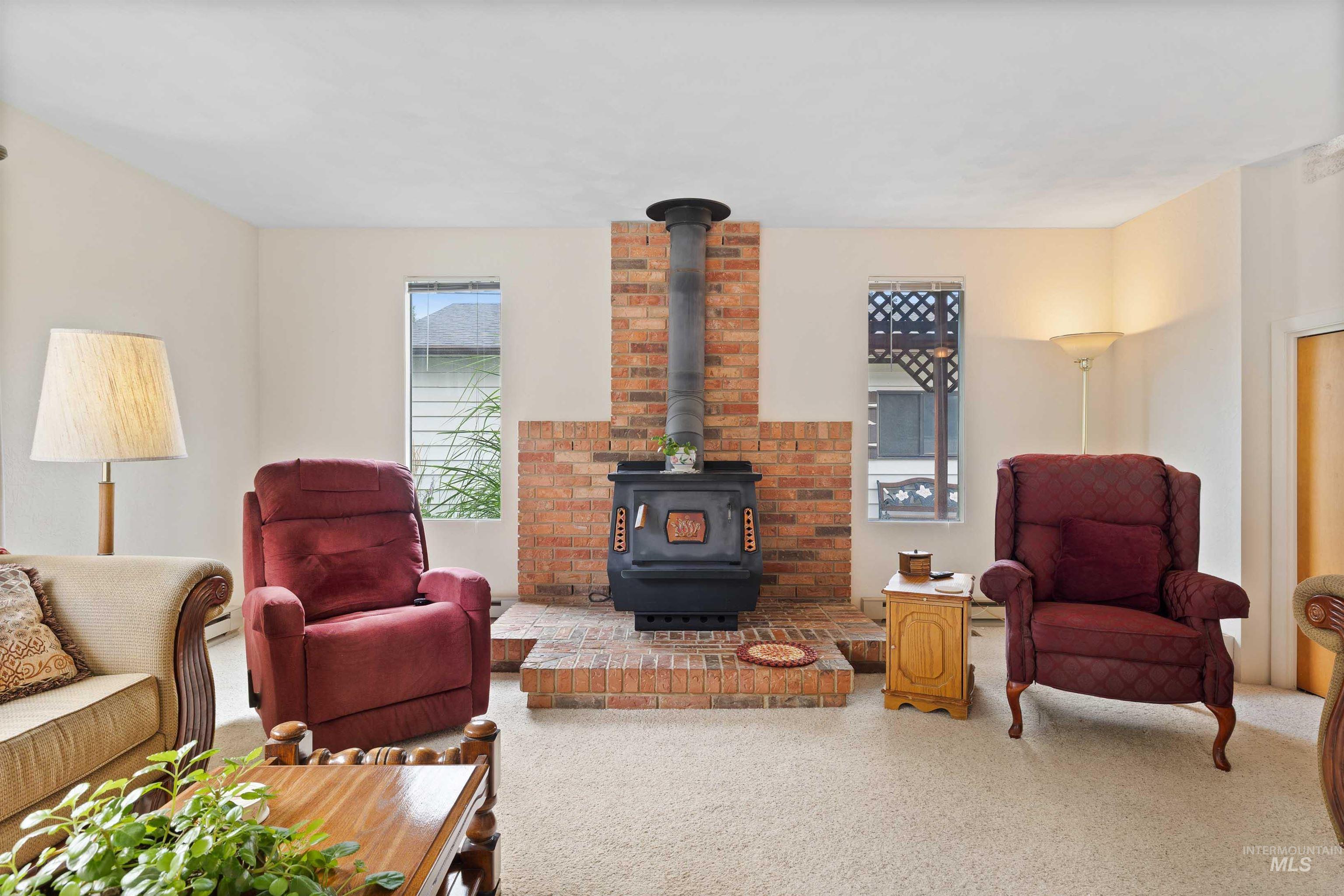 421 E Ave E, Jerome, Idaho 83338, 4 Bedrooms, 2.5 Bathrooms, Residential For Sale, Price $375,900, 98976583