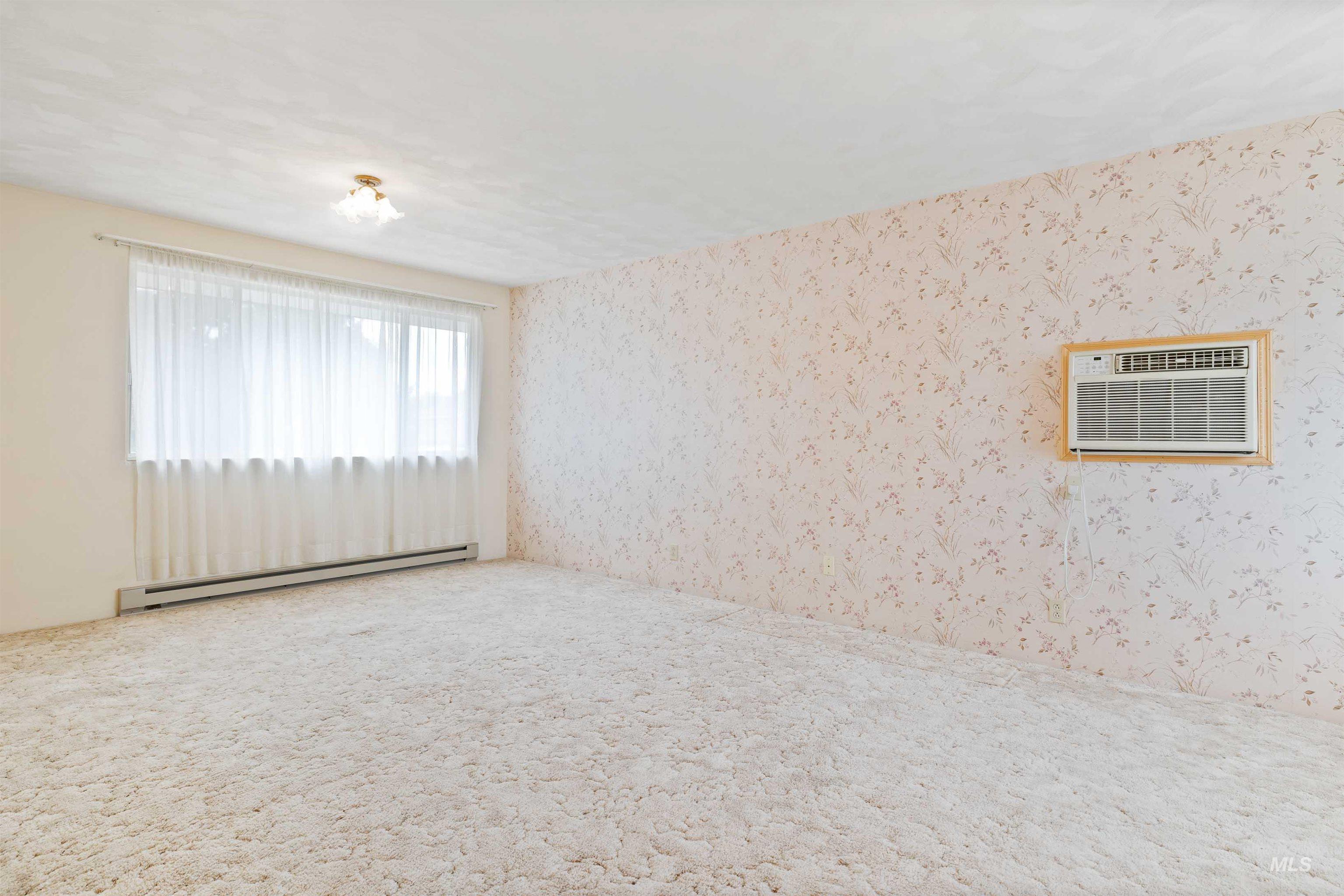 421 E Ave E, Jerome, Idaho 83338, 4 Bedrooms, 2.5 Bathrooms, Residential For Sale, Price $389,900, 98976583