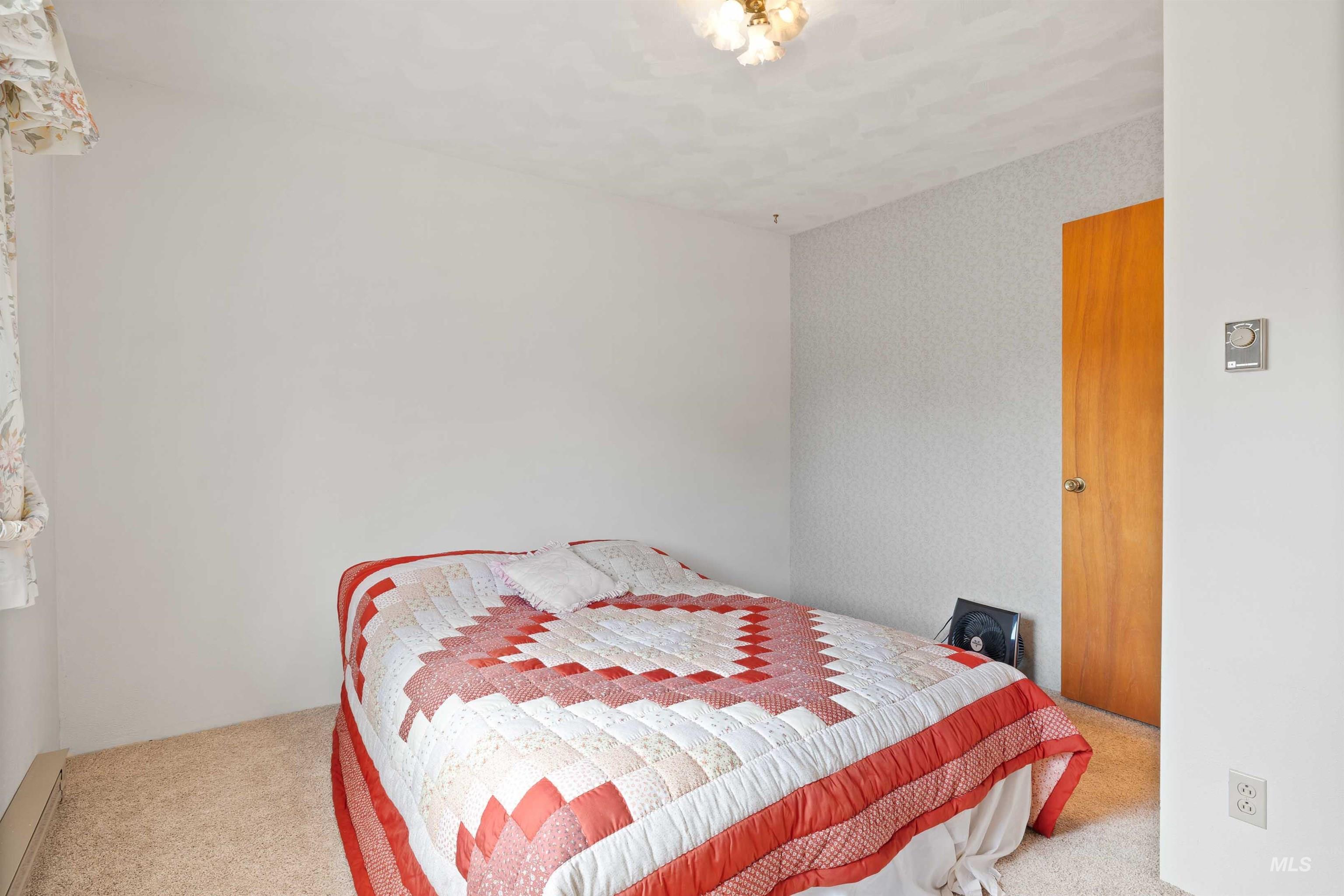 421 E Ave E, Jerome, Idaho 83338, 4 Bedrooms, 2.5 Bathrooms, Residential For Sale, Price $389,900,MLS 98976583