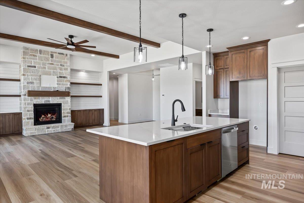 2328 Cattail Drive, Twin Falls, Idaho 83301, 4 Bedrooms, 3.5 Bathrooms, Residential For Sale, Price $699,900,MLS 98976584