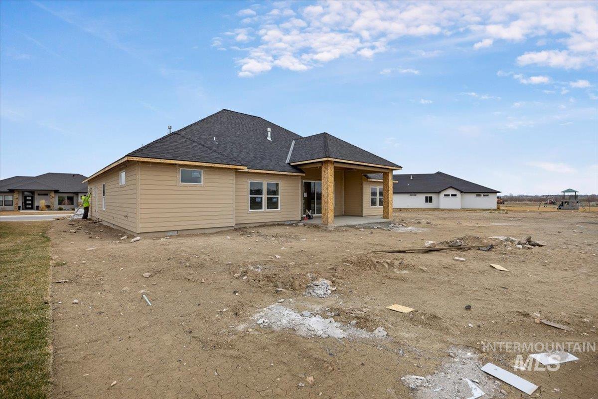 2328 Cattail Drive, Twin Falls, Idaho 83301, 4 Bedrooms, 3.5 Bathrooms, Residential For Sale, Price $699,900,MLS 98976584