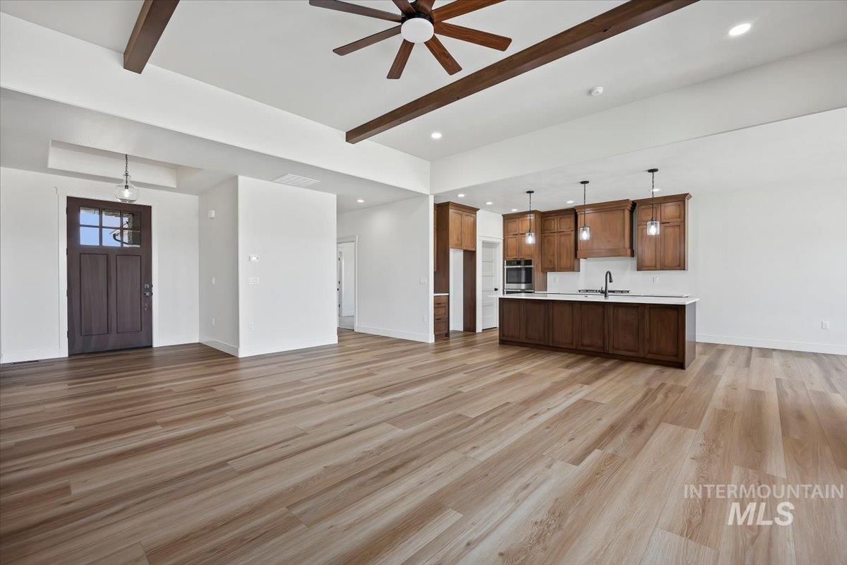 2328 Cattail Drive, Twin Falls, Idaho 83301, 4 Bedrooms, 3.5 Bathrooms, Residential For Sale, Price $699,900,MLS 98976584