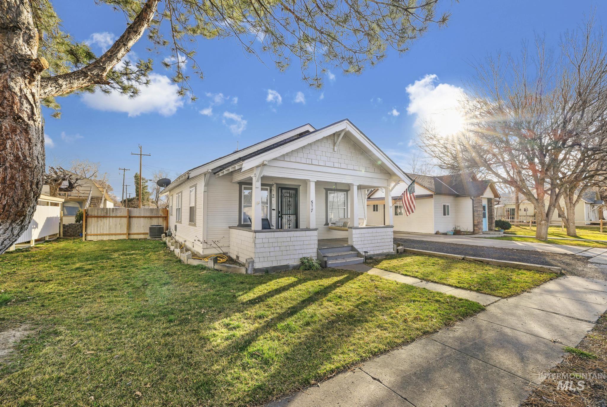 517 6th St, Filer, Idaho 83328, 2 Bedrooms, 1 Bathroom, Residential For Sale, Price $230,000, 98976588