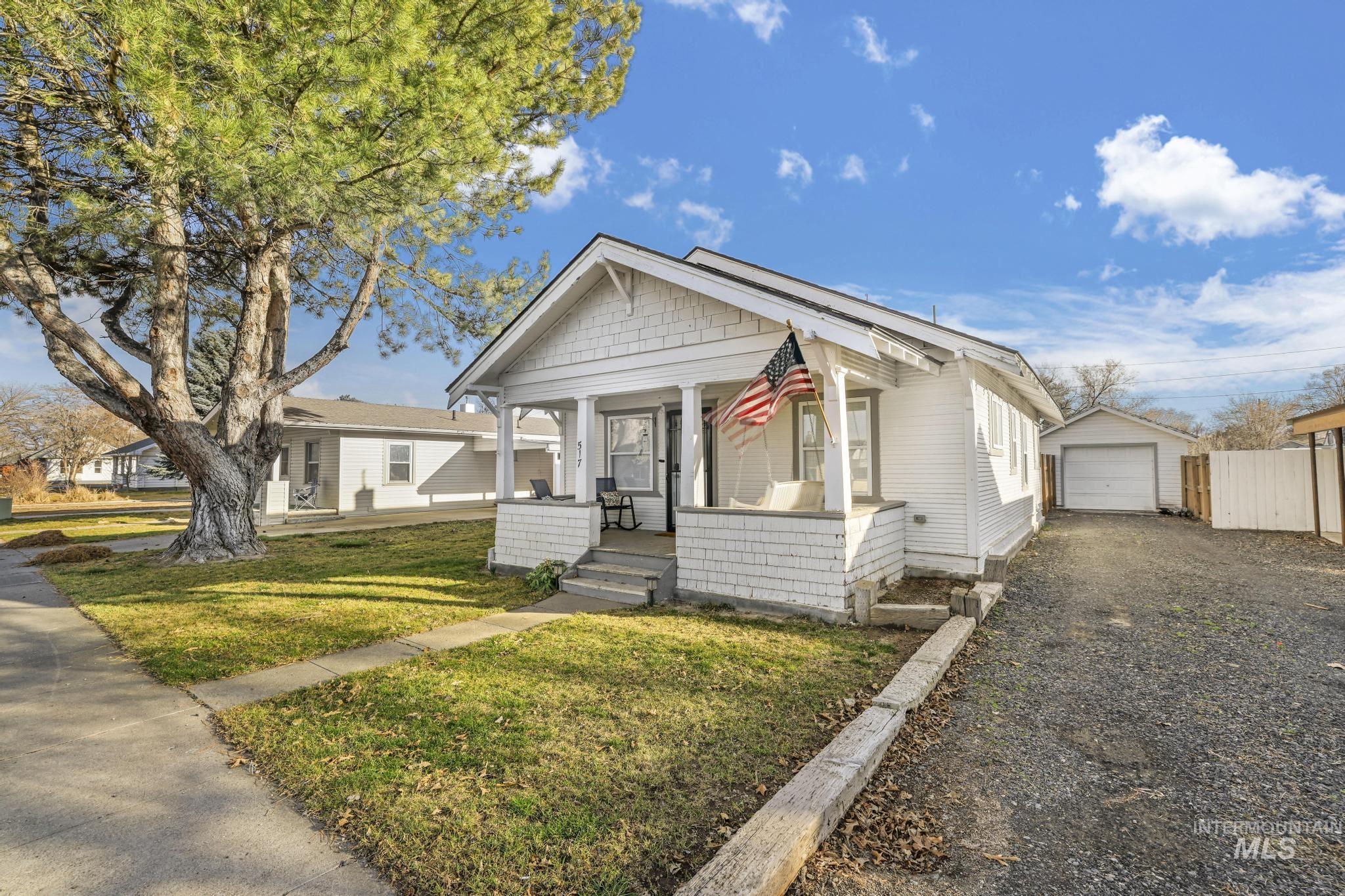 517 6th St, Filer, Idaho 83328, 2 Bedrooms, 1 Bathroom, Residential For Sale, Price $230,000, 98976588