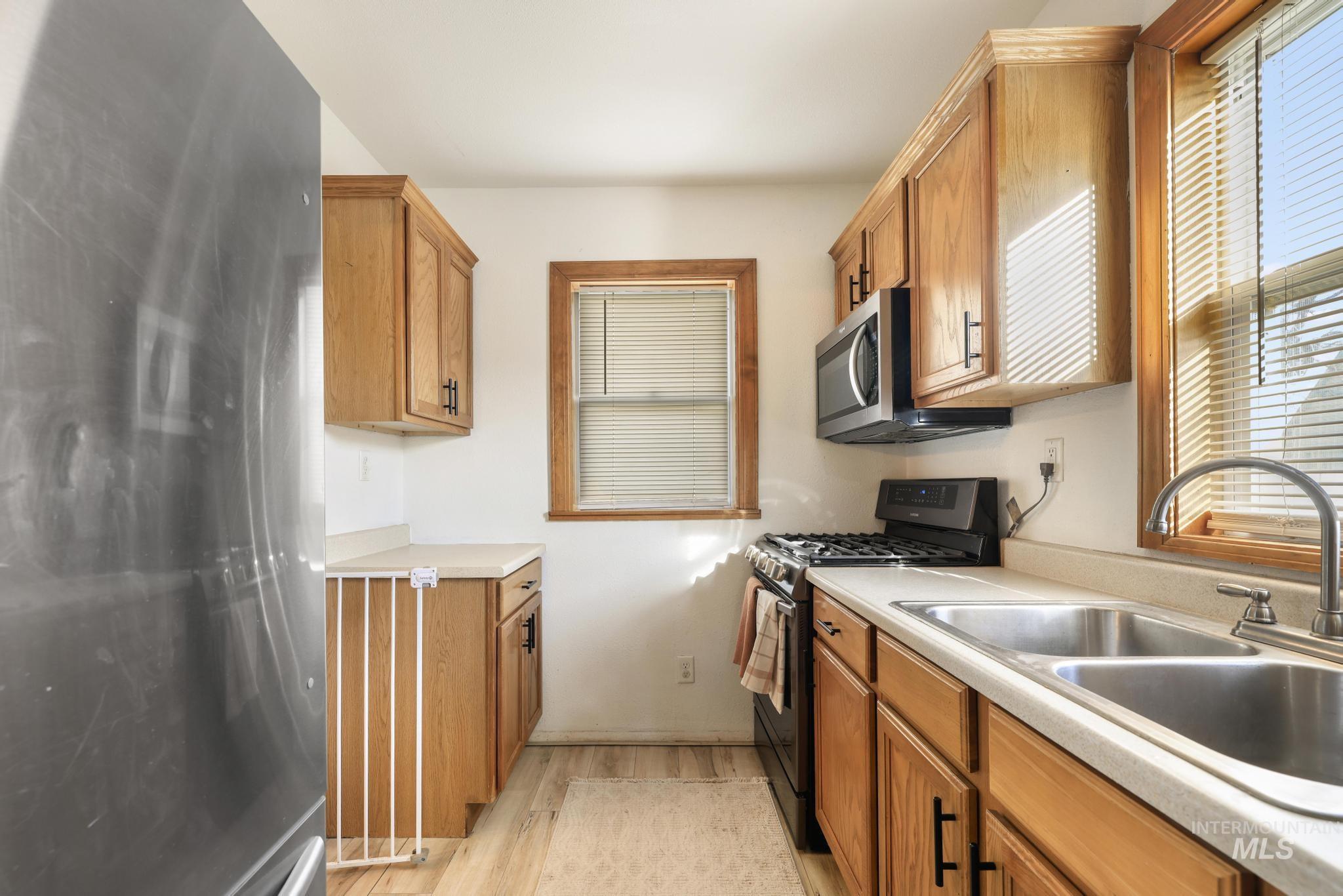 517 6th St, Filer, Idaho 83328, 2 Bedrooms, 1 Bathroom, Residential For Sale, Price $230,000, 98976588