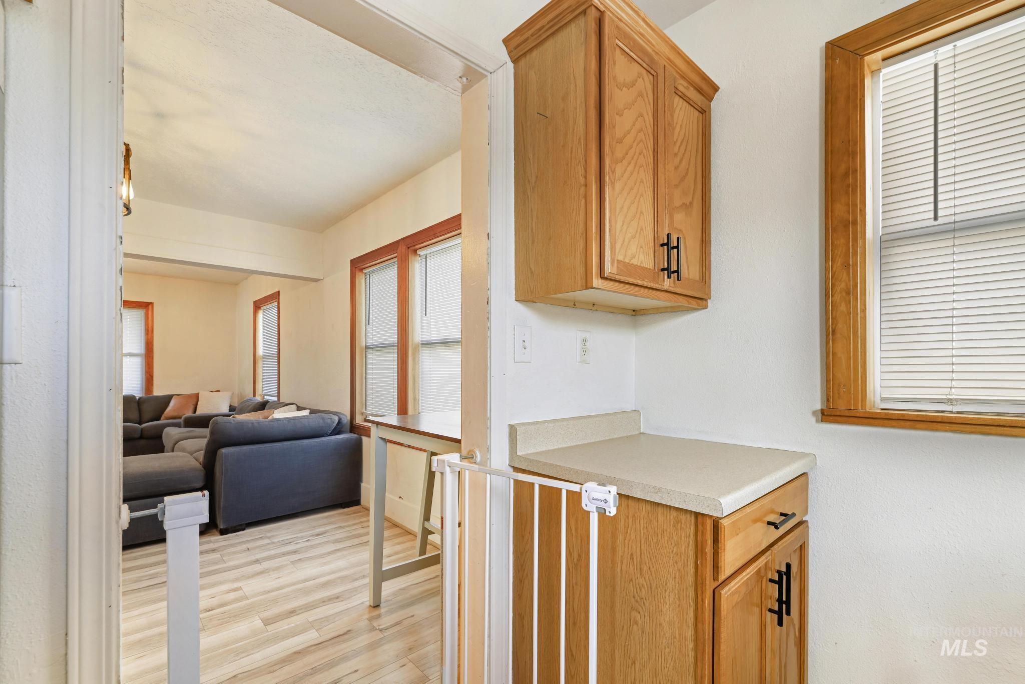 517 6th St, Filer, Idaho 83328, 2 Bedrooms, 1 Bathroom, Residential For Sale, Price $230,000, 98976588