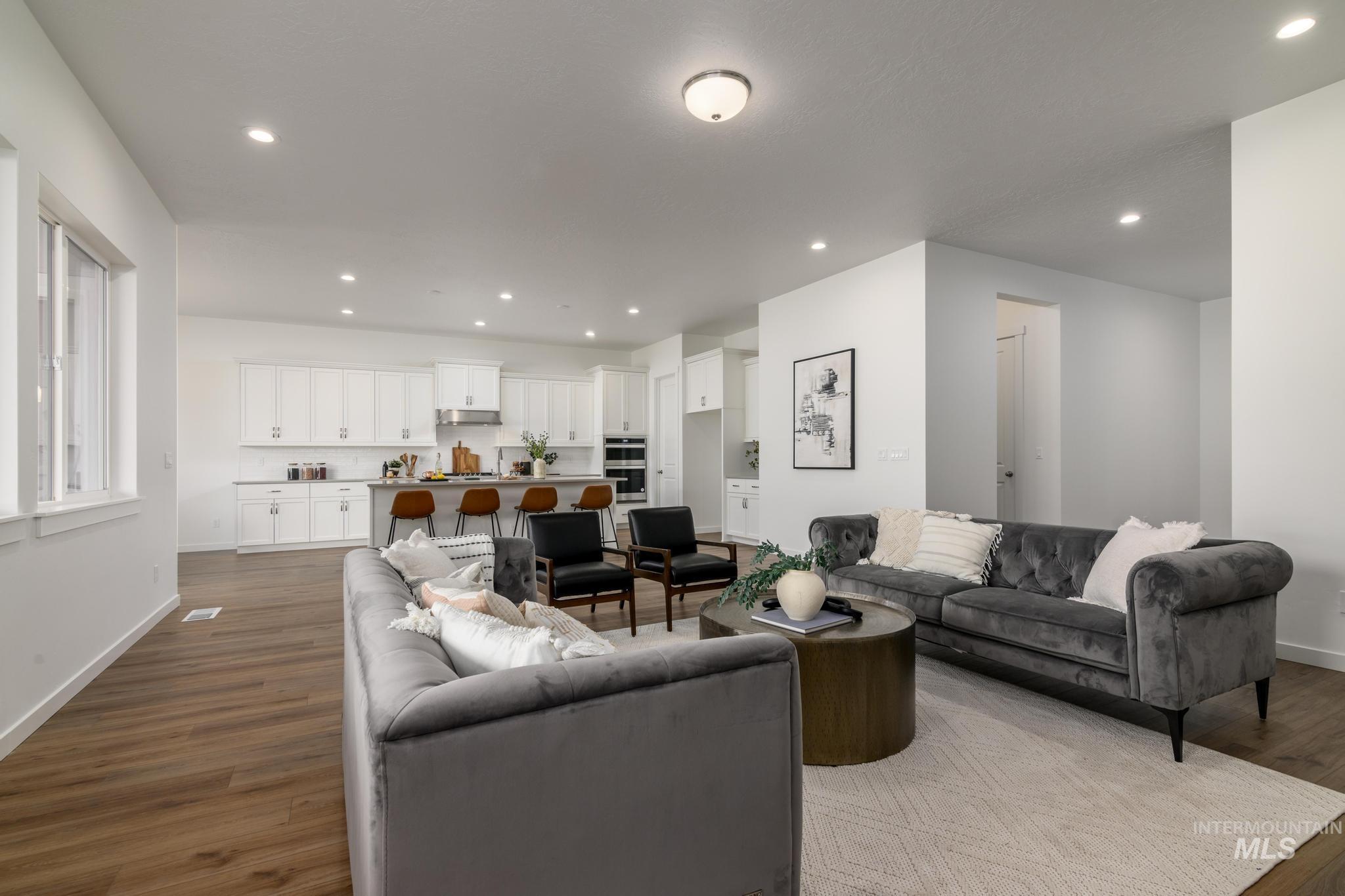 6176 W Doublerock Ct, Meridian, Idaho 83646, 3 Bedrooms, 2.5 Bathrooms, Residential For Sale, Price $629,900,MLS 98976595