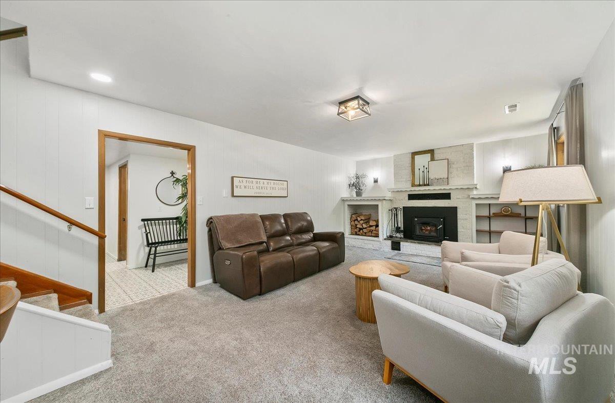 14 Cougar Ln, Boise, Idaho 83716, 4 Bedrooms, 2.5 Bathrooms, Residential For Sale, Price $849,000, 98976596