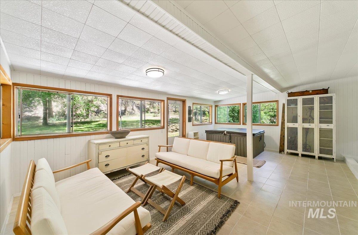 14 Cougar Ln, Boise, Idaho 83716, 4 Bedrooms, 2.5 Bathrooms, Residential For Sale, Price $849,000, 98976596