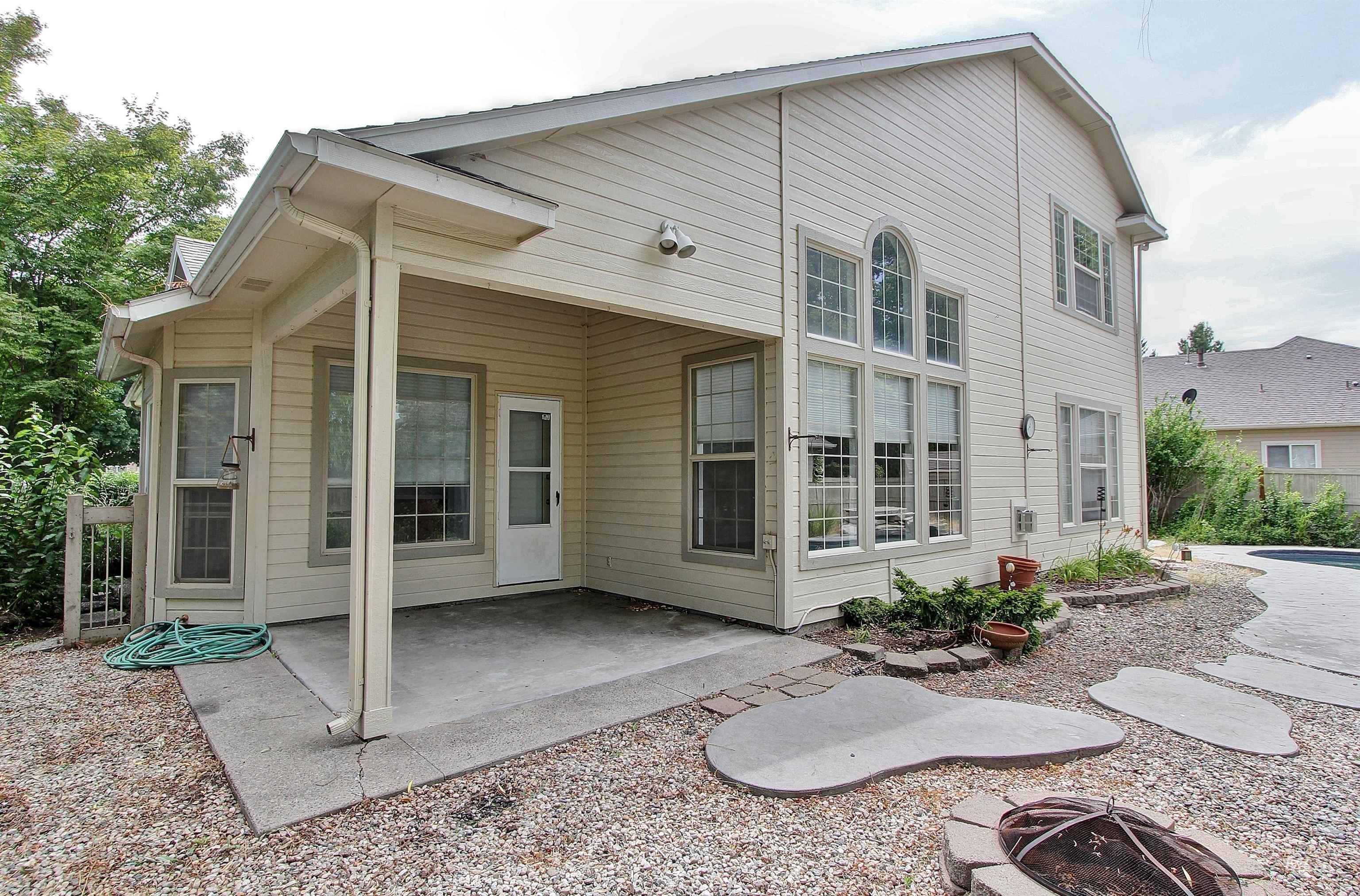 4550 W Brassie Ct, Meridian, Idaho 83646, 4 Bedrooms, 2.5 Bathrooms, Residential For Sale, Price $675,000,MLS 98976605