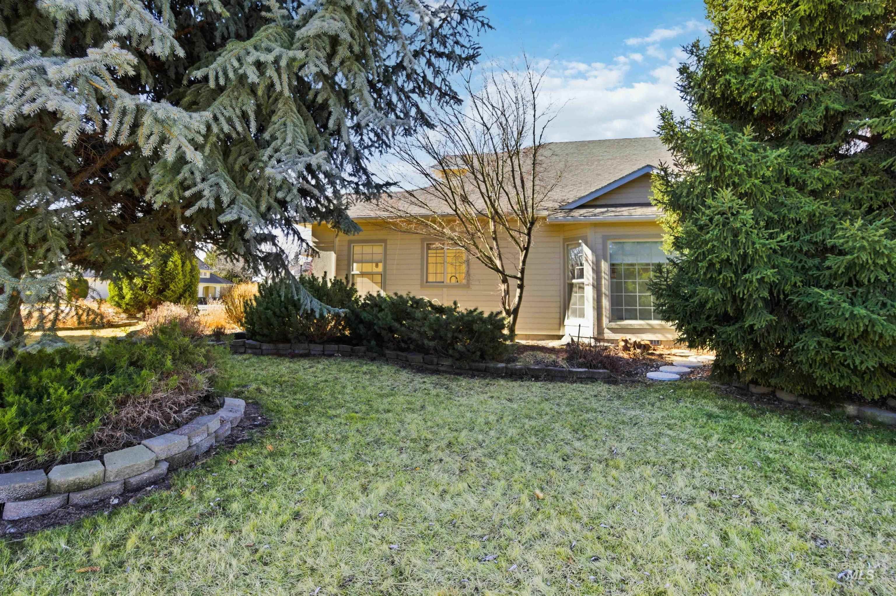 4550 W Brassie Ct, Meridian, Idaho 83646, 4 Bedrooms, 2.5 Bathrooms, Residential For Sale, Price $698,000, 98976605