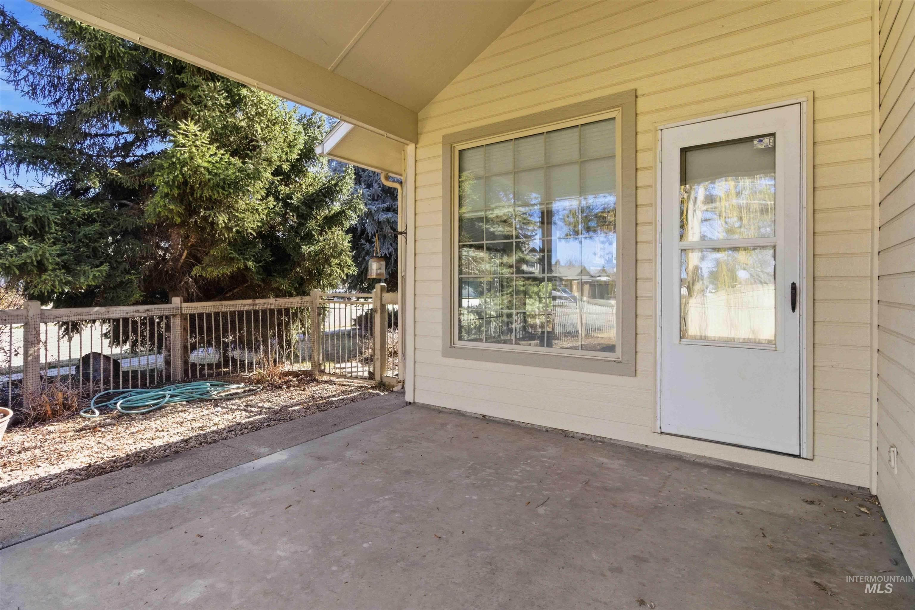 4550 W Brassie Ct, Meridian, Idaho 83646, 4 Bedrooms, 2.5 Bathrooms, Residential For Sale, Price $698,000, 98976605