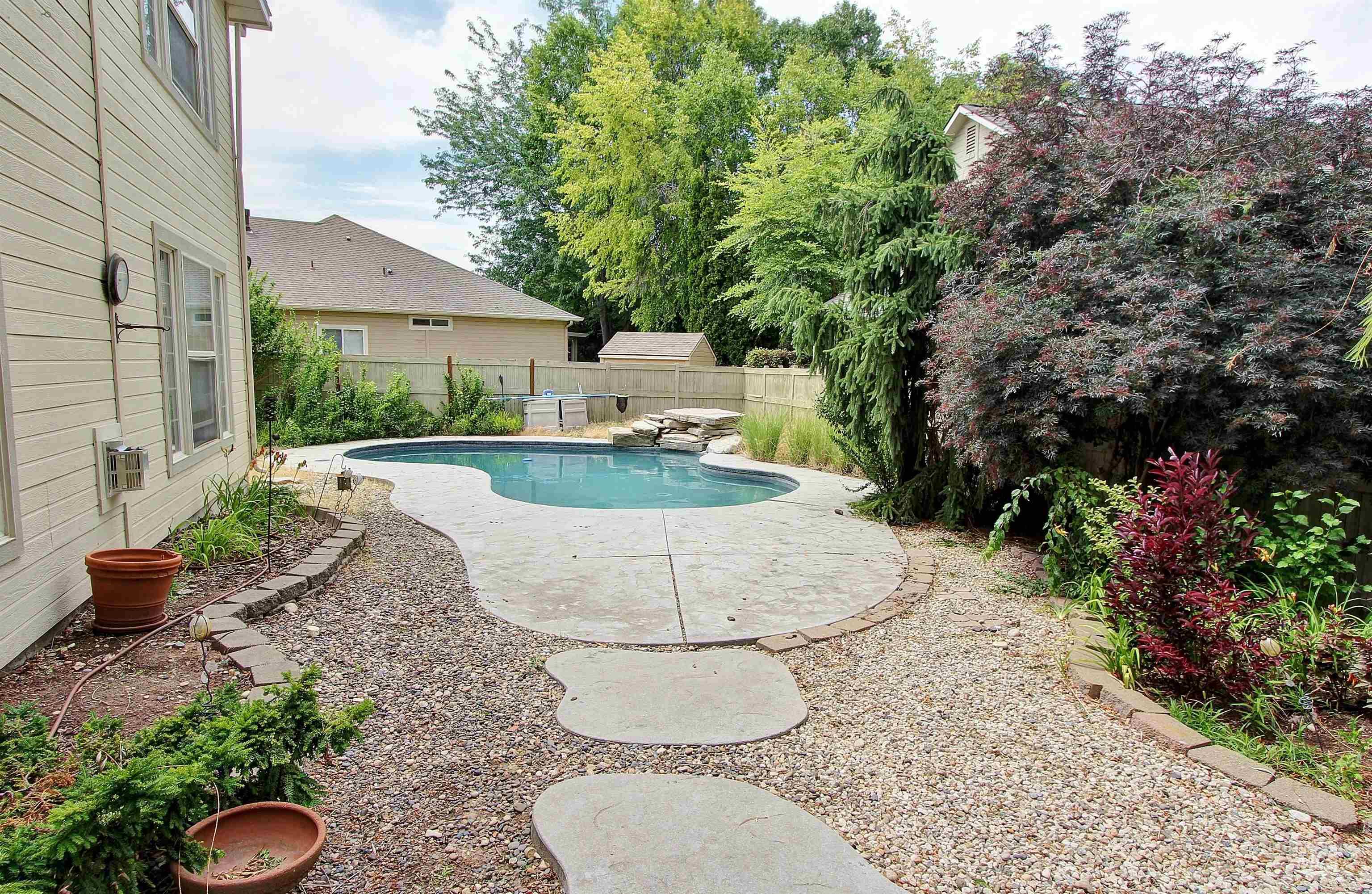 4550 W Brassie Ct, Meridian, Idaho 83646, 4 Bedrooms, 2.5 Bathrooms, Residential For Sale, Price $675,000,MLS 98976605