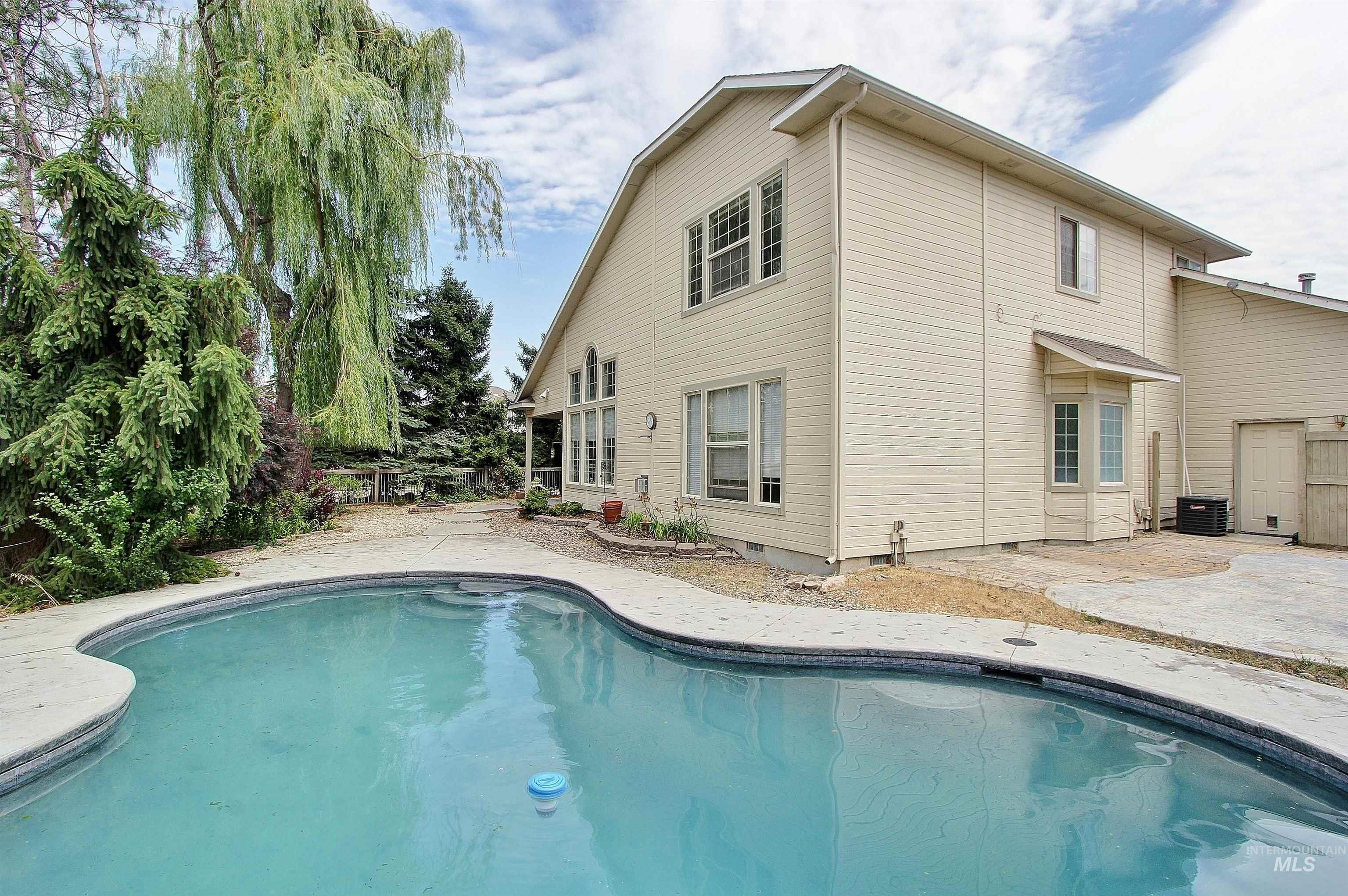 4550 W Brassie Ct, Meridian, Idaho 83646, 4 Bedrooms, 2.5 Bathrooms, Residential For Sale, Price $675,000,MLS 98976605