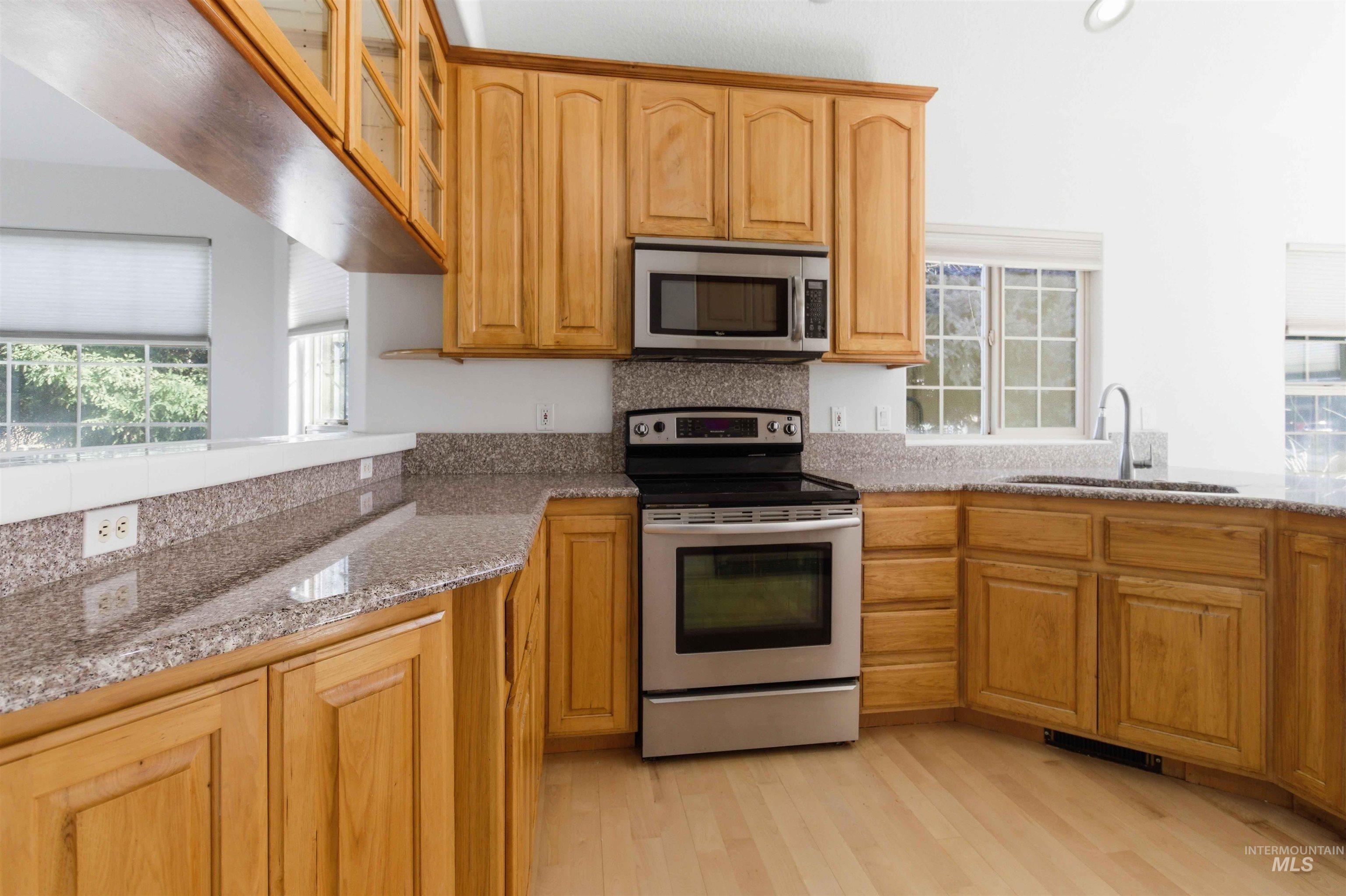 4550 W Brassie Ct, Meridian, Idaho 83646, 4 Bedrooms, 2.5 Bathrooms, Residential For Sale, Price $698,000, 98976605