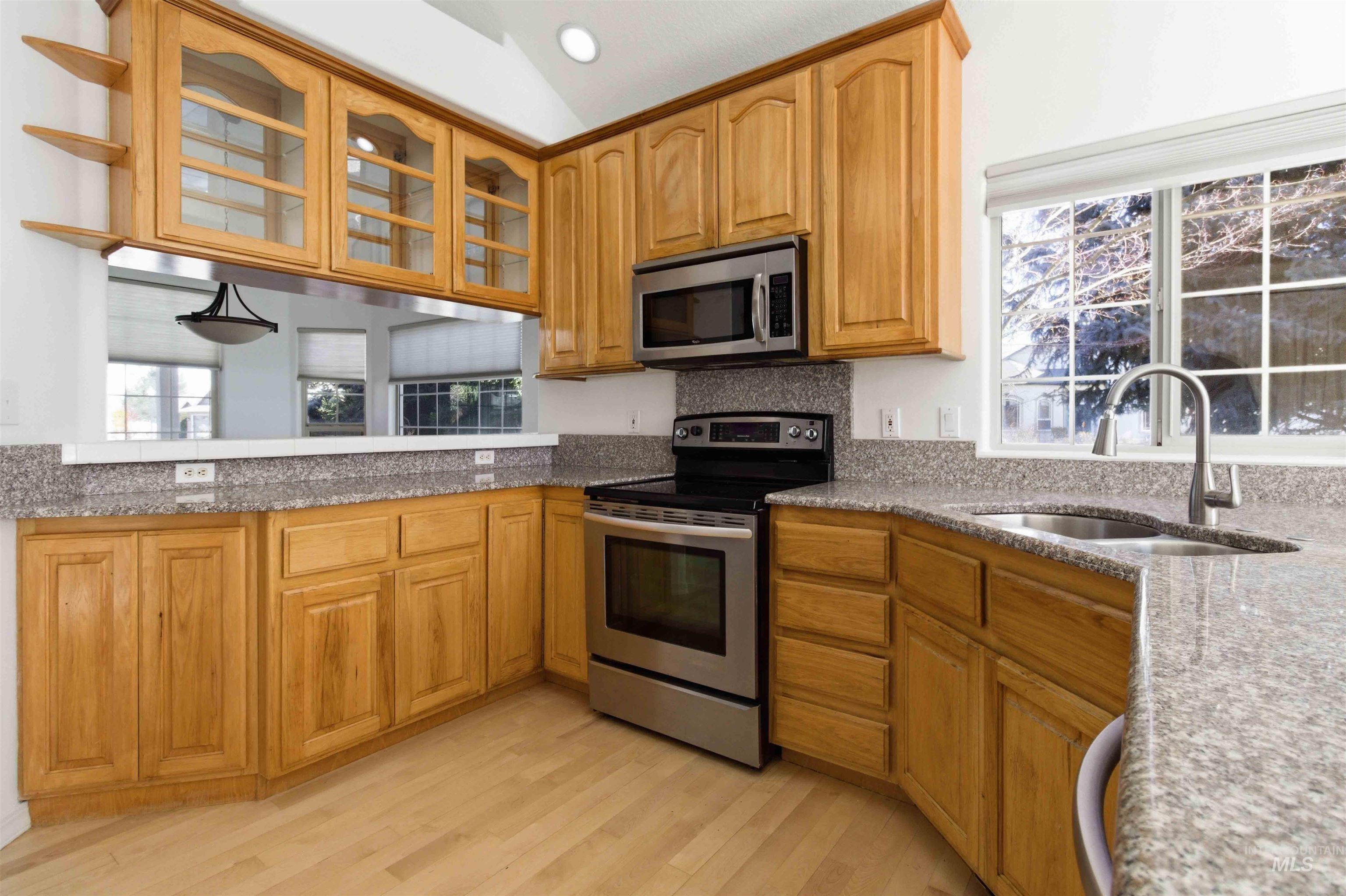 4550 W Brassie Ct, Meridian, Idaho 83646, 4 Bedrooms, 2.5 Bathrooms, Residential For Sale, Price $698,000, 98976605