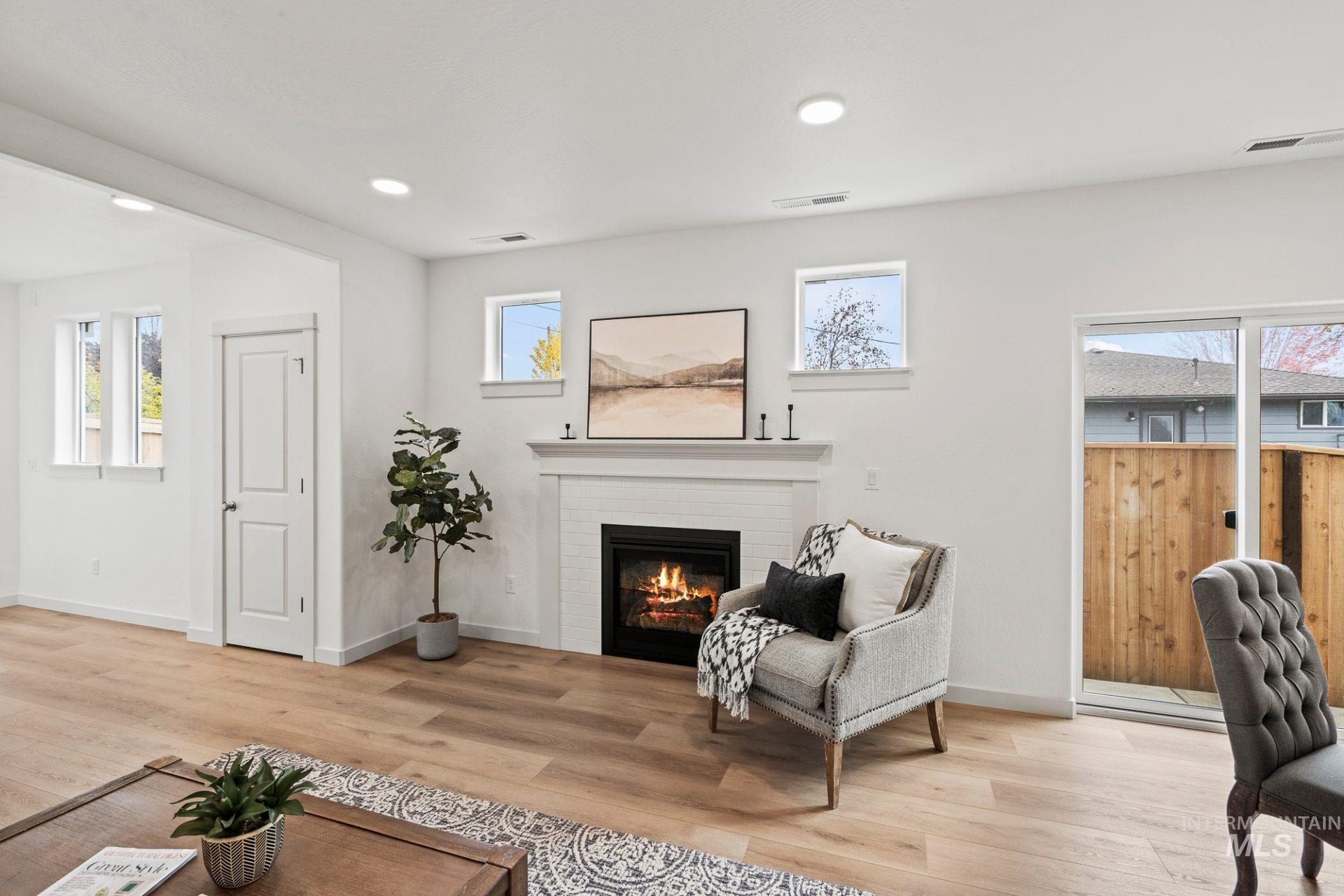 4122 S Pumpkin Way, Nampa, Idaho 83687, 3 Bedrooms, 2 Bathrooms, Residential For Sale, Price $379,990, 98976611