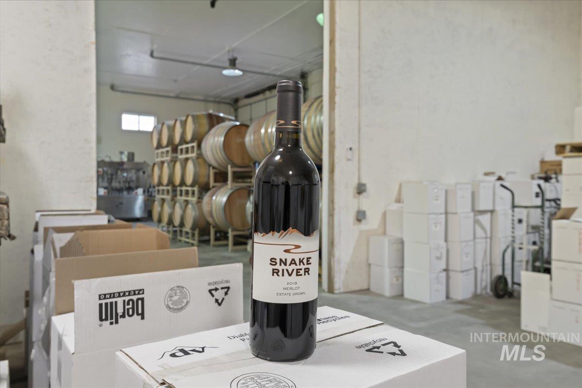 24013 Arena Valley Rd., Parma, Idaho 83660, 3 Bedrooms, 2 Bathrooms, Residential For Sale, Price $1,900,000, 98976623