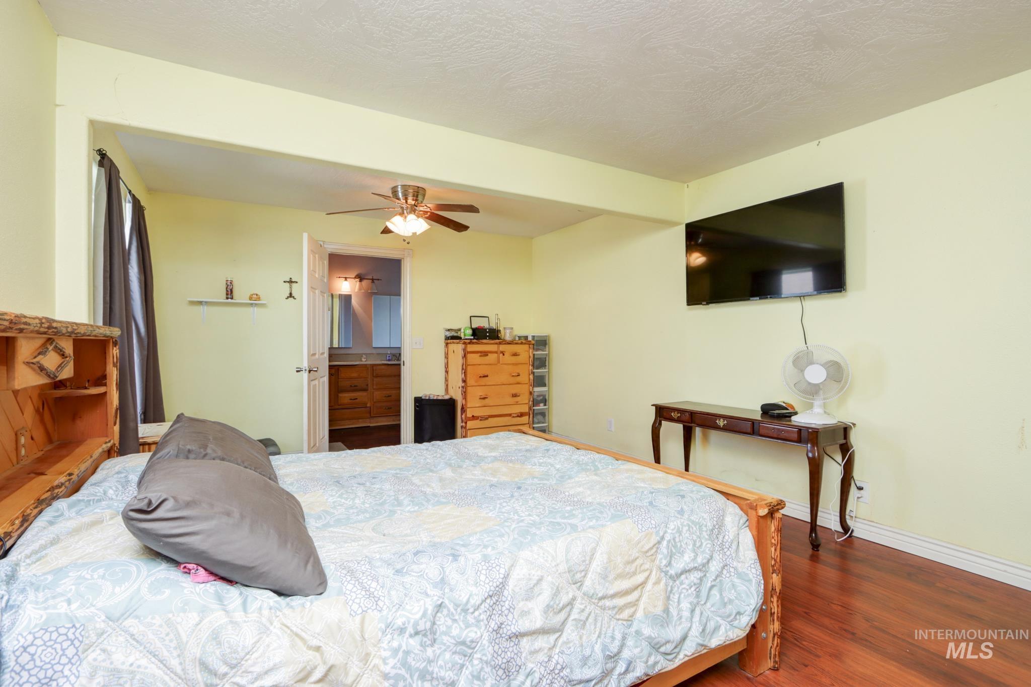 2021 Terrace Dr, Caldwell, Idaho 83605, 3 Bedrooms, 3 Bathrooms, Residential For Sale, Price $394,990,MLS 98976626