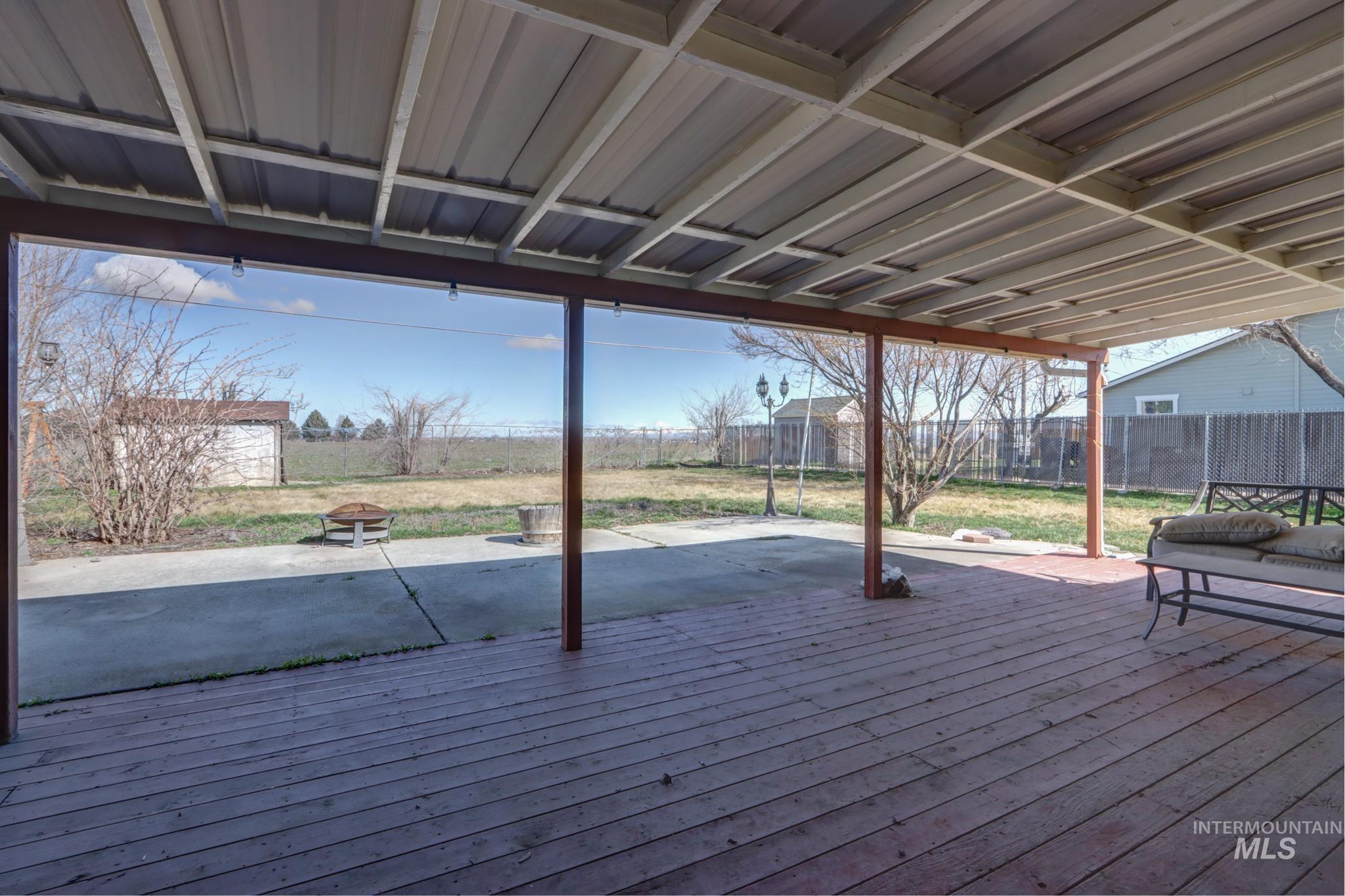 2021 Terrace Dr, Caldwell, Idaho 83605, 3 Bedrooms, 3 Bathrooms, Residential For Sale, Price $394,990,MLS 98976626