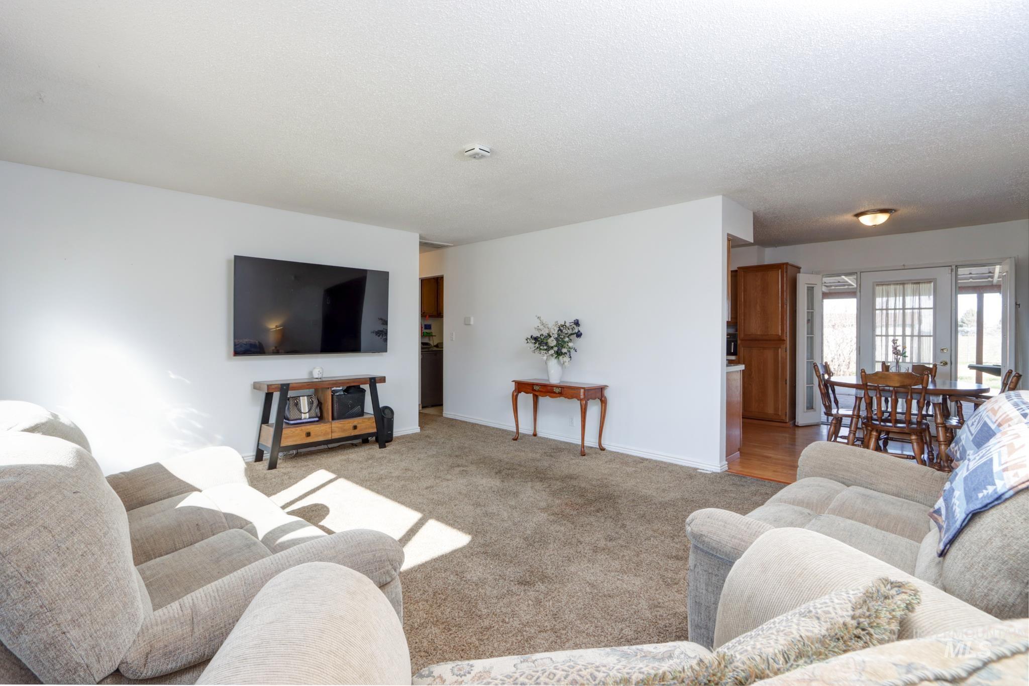 2021 Terrace Dr, Caldwell, Idaho 83605, 3 Bedrooms, 3 Bathrooms, Residential For Sale, Price $394,990,MLS 98976626