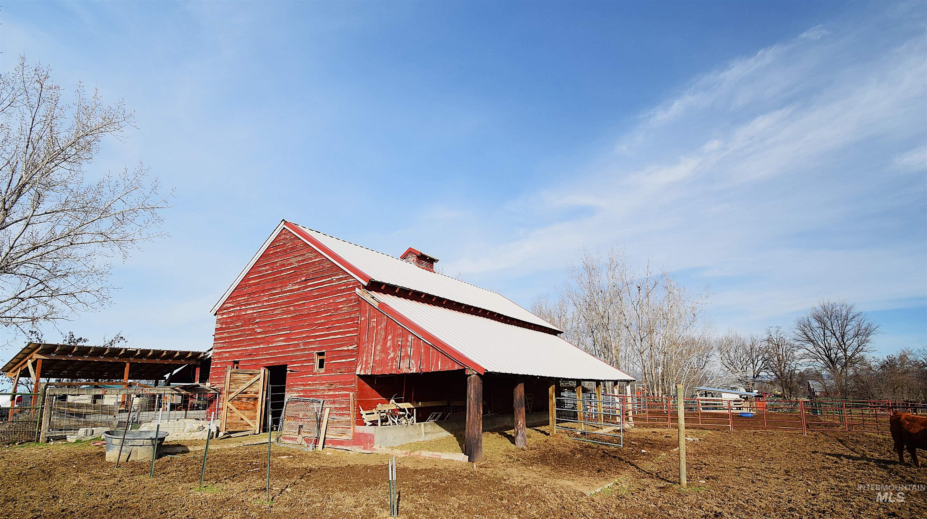 5367 Sand Hollow Road, New Plymouth, Idaho 83655, 4 Bedrooms, 2 Bathrooms, Residential For Sale, Price $875,000, 98976627