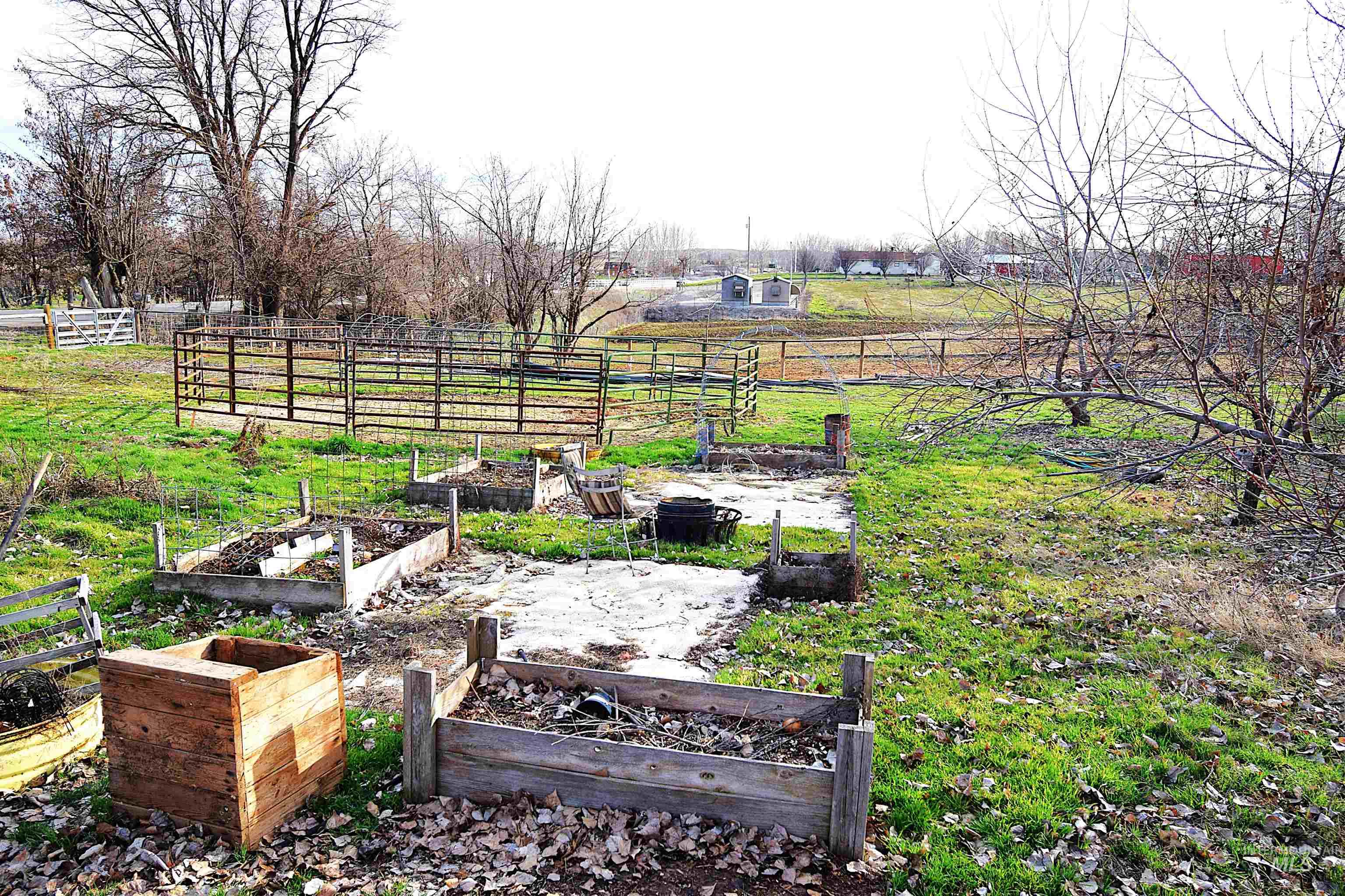 5367 Sand Hollow Road, New Plymouth, Idaho 83655, 4 Bedrooms, 2 Bathrooms, Residential For Sale, Price $875,000, 98976627