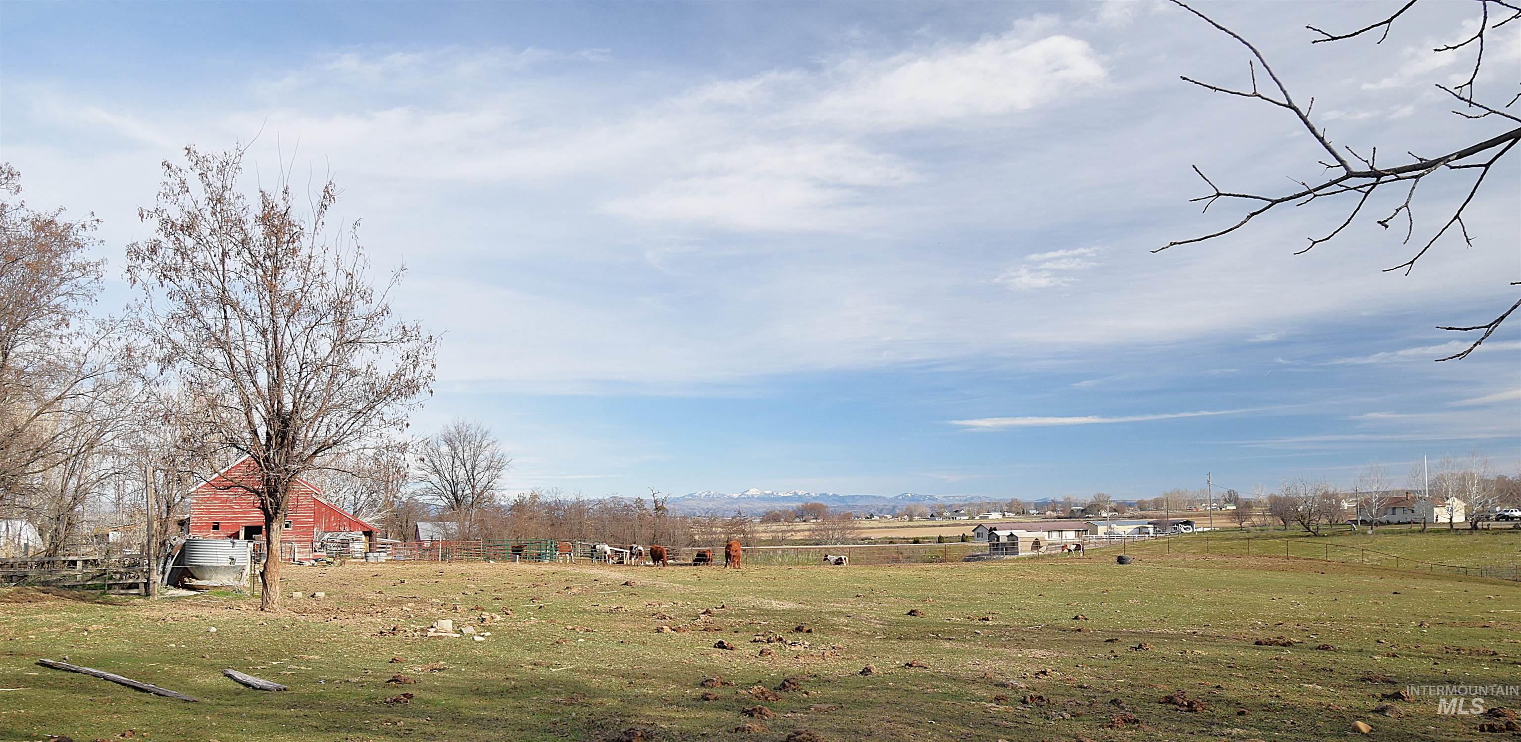 5367 Sand Hollow Road, New Plymouth, Idaho 83655, 4 Bedrooms, 2 Bathrooms, Residential For Sale, Price $875,000, 98976627