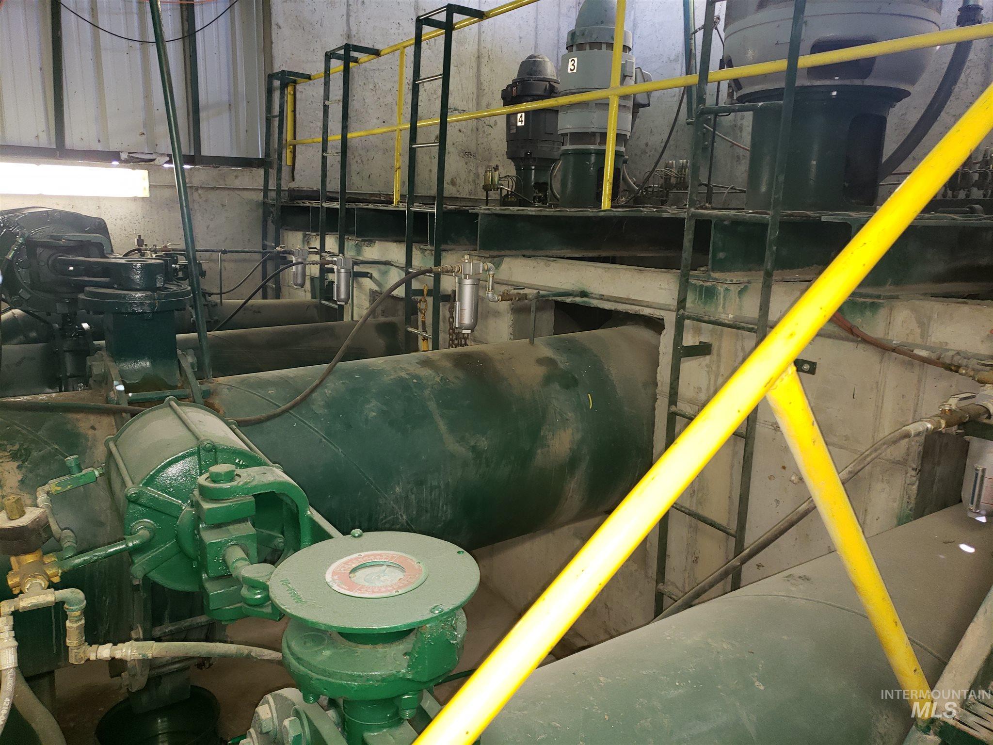 3775 N 2500 E, Twin Falls, Idaho 83301, Business/Commercial For Sale, Price $940,000,MLS 98976632