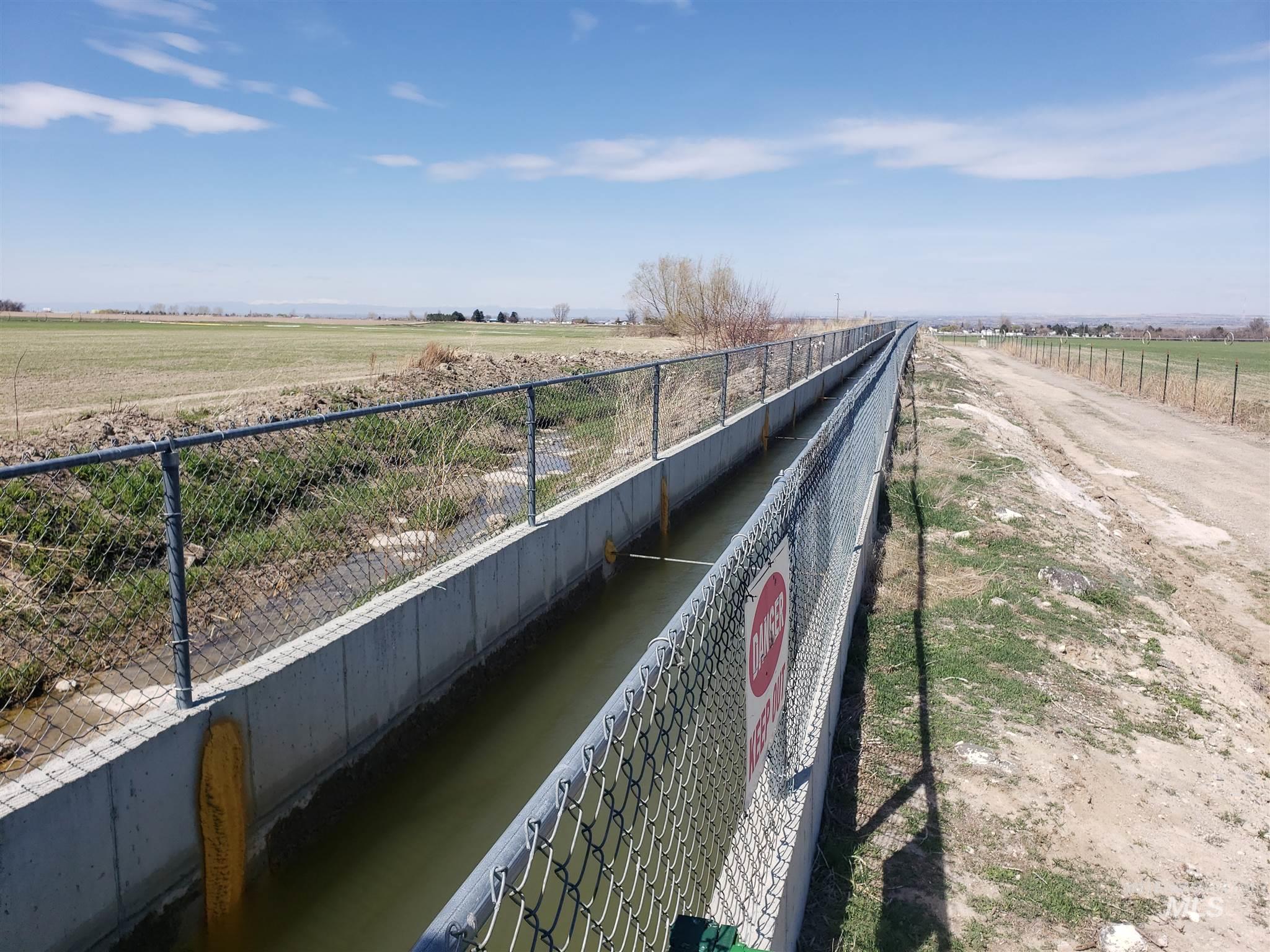 3775 N 2500 E, Twin Falls, Idaho 83301, Business/Commercial For Sale, Price $940,000,MLS 98976632