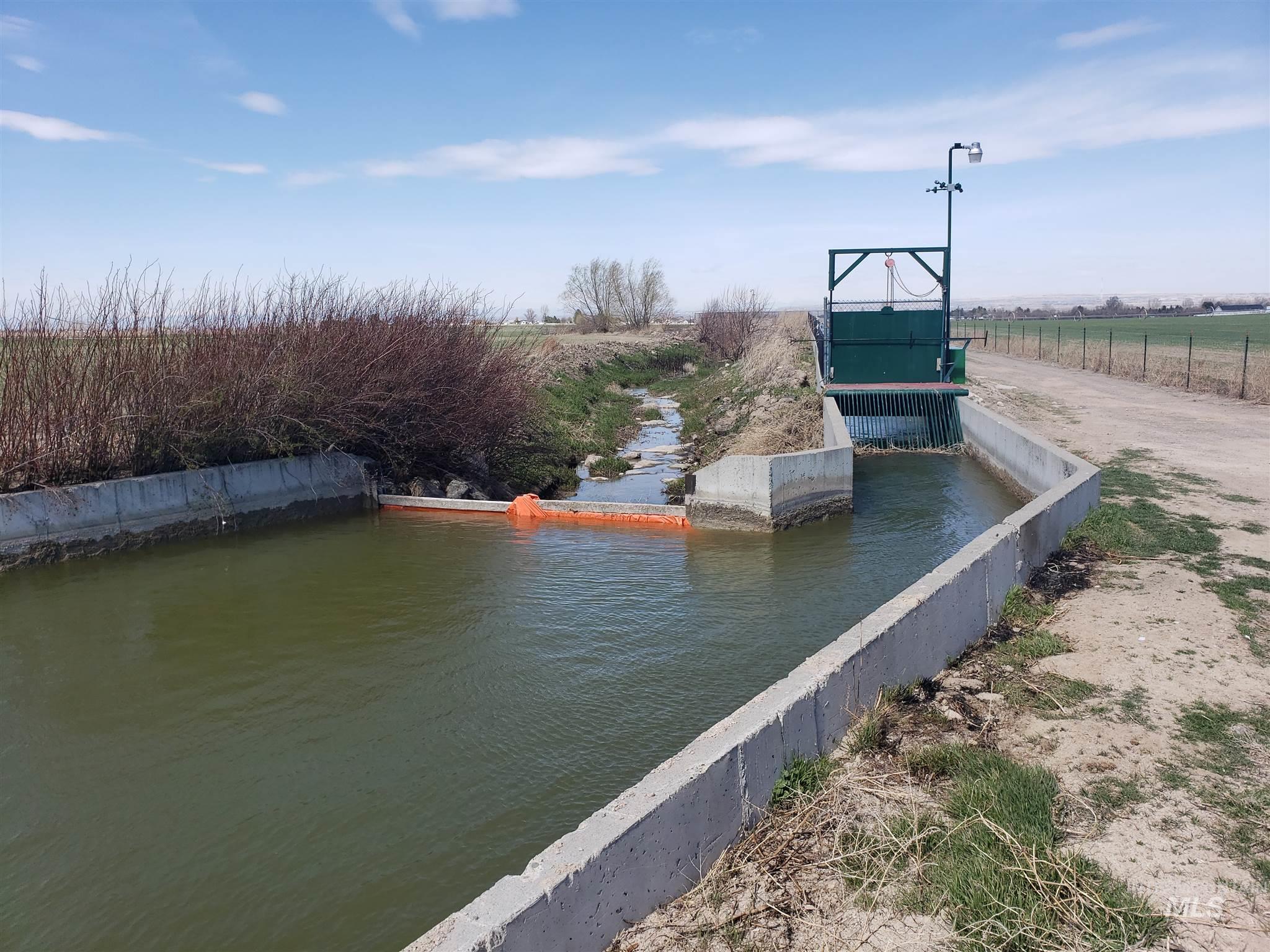 3775 N 2500 E, Twin Falls, Idaho 83301, Business/Commercial For Sale, Price $940,000,MLS 98976632