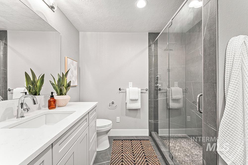 670 S Berwick Dr, Boise, Idaho 83706, 3 Bedrooms, 3 Bathrooms, Residential For Sale, Price $649,900, 98976633