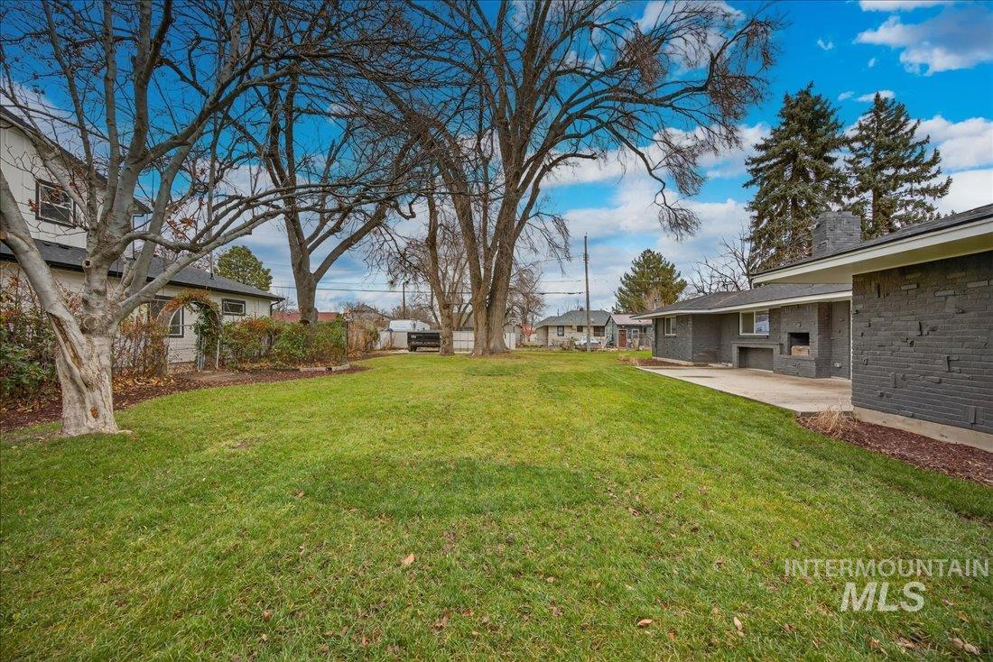 2220 S Indiana Ave, Caldwell, Idaho 83605, 1 Bedroom, 1 Bathroom, Residential Income For Sale, Price $799,900, 98976637