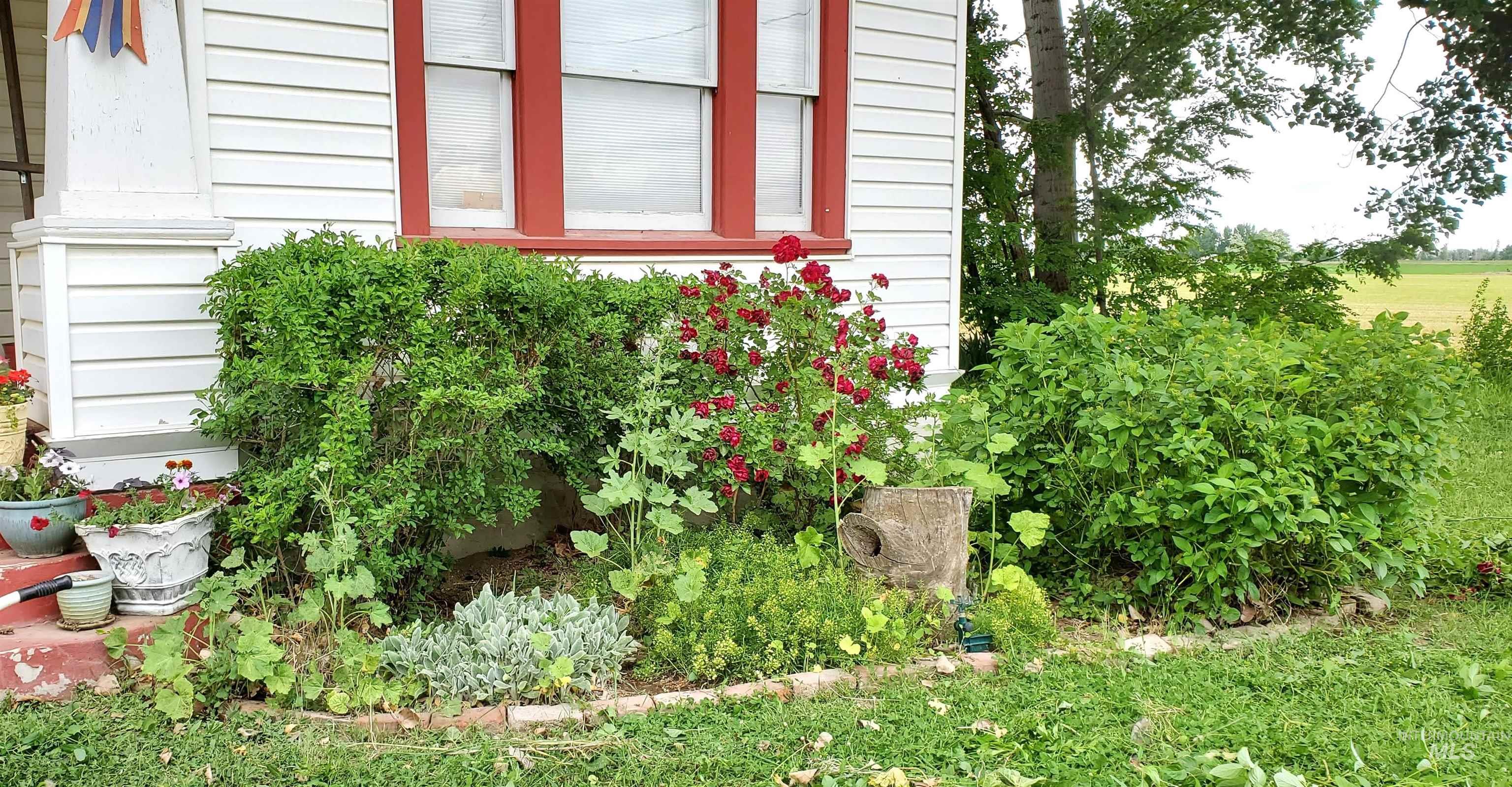 5367 Sand Hollow Rd, New Plymouth, Idaho 83655, 4 Bedrooms, 2 Bathrooms, Farm & Ranch For Sale, Price $875,000,MLS 98976638