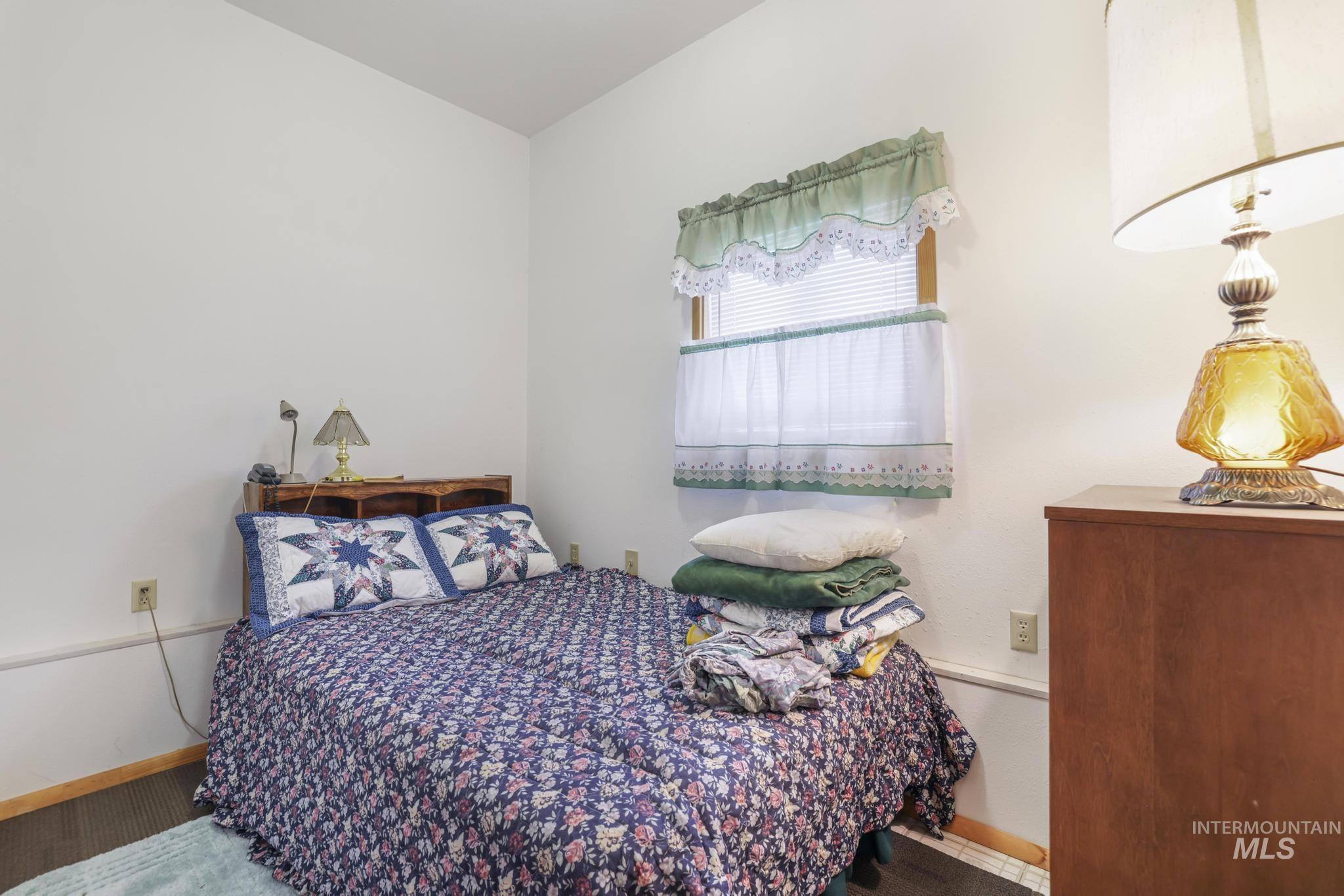 28572 Hyde Ave, Bruneau, Idaho 83604, 3 Bedrooms, 1 Bathroom, Residential For Sale, Price $380,000, 98976639