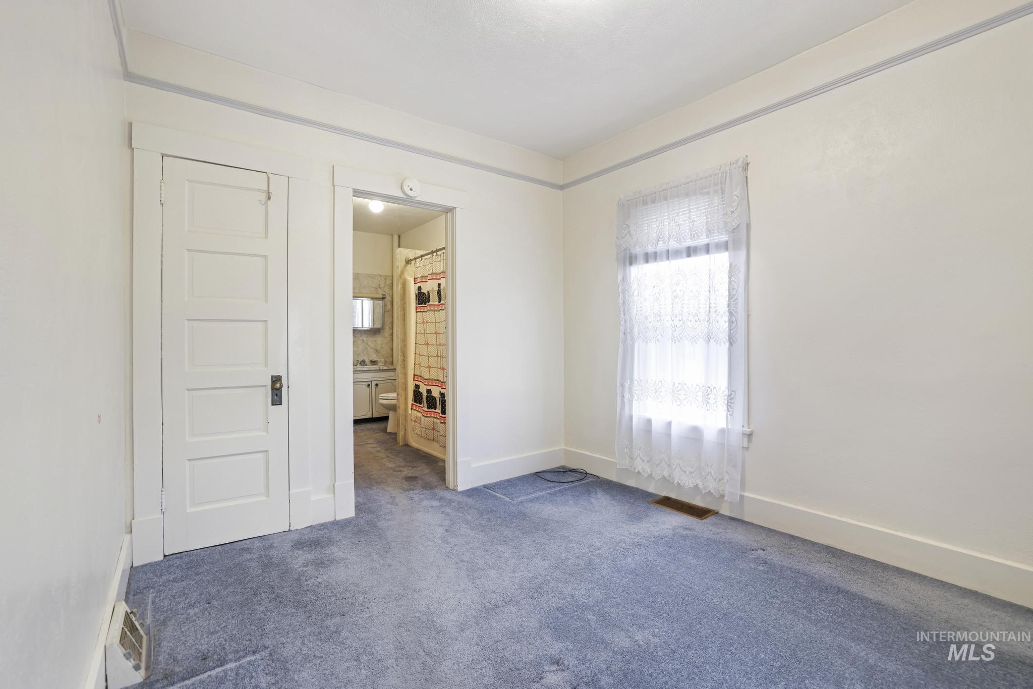 28572 Hyde Ave, Bruneau, Idaho 83604, 3 Bedrooms, 1 Bathroom, Residential For Sale, Price $380,000, 98976639