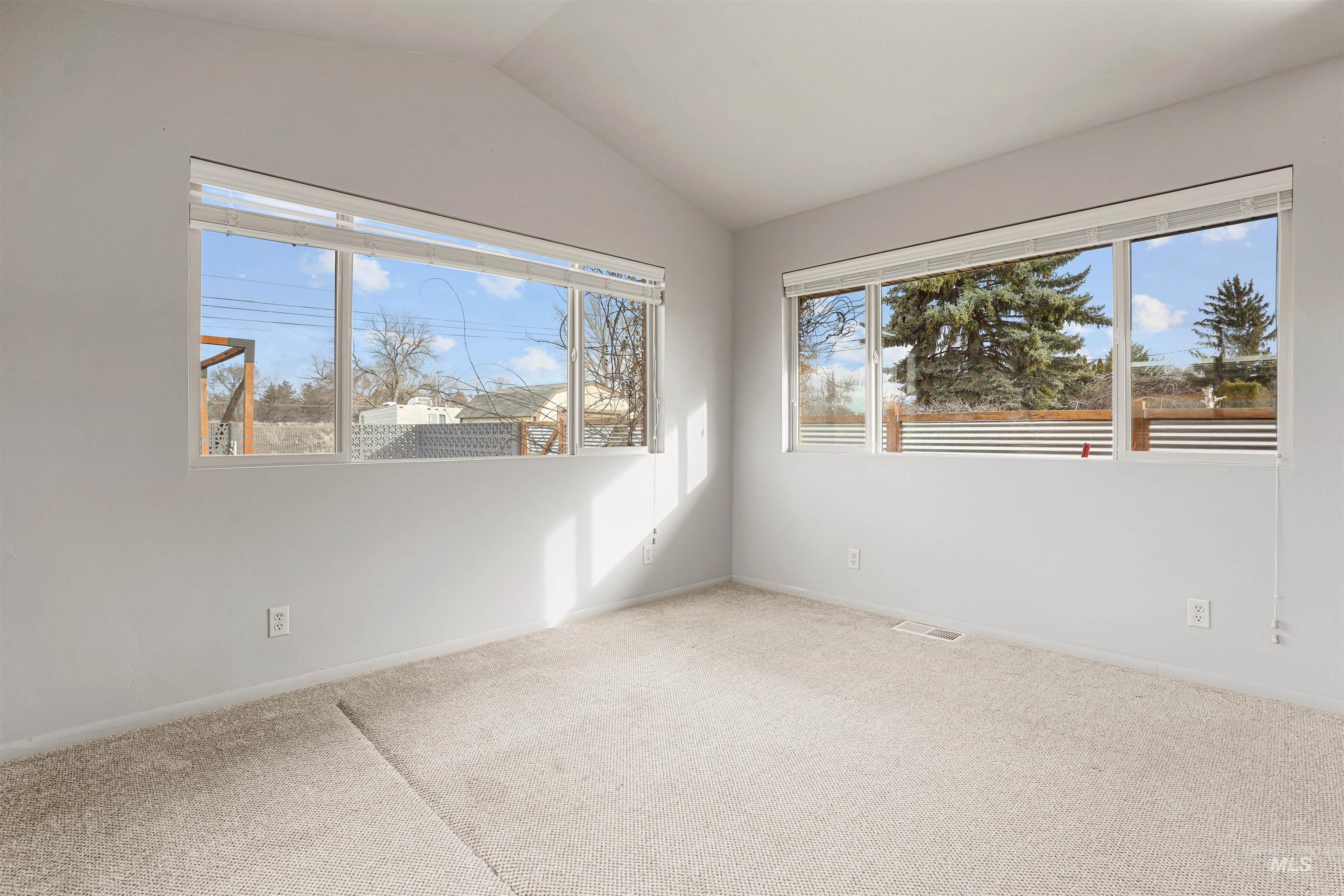 206 Pleasant Way, Rupert, Idaho 83350, 3 Bedrooms, 2 Bathrooms, Residential For Sale, Price $410,000, 98976641