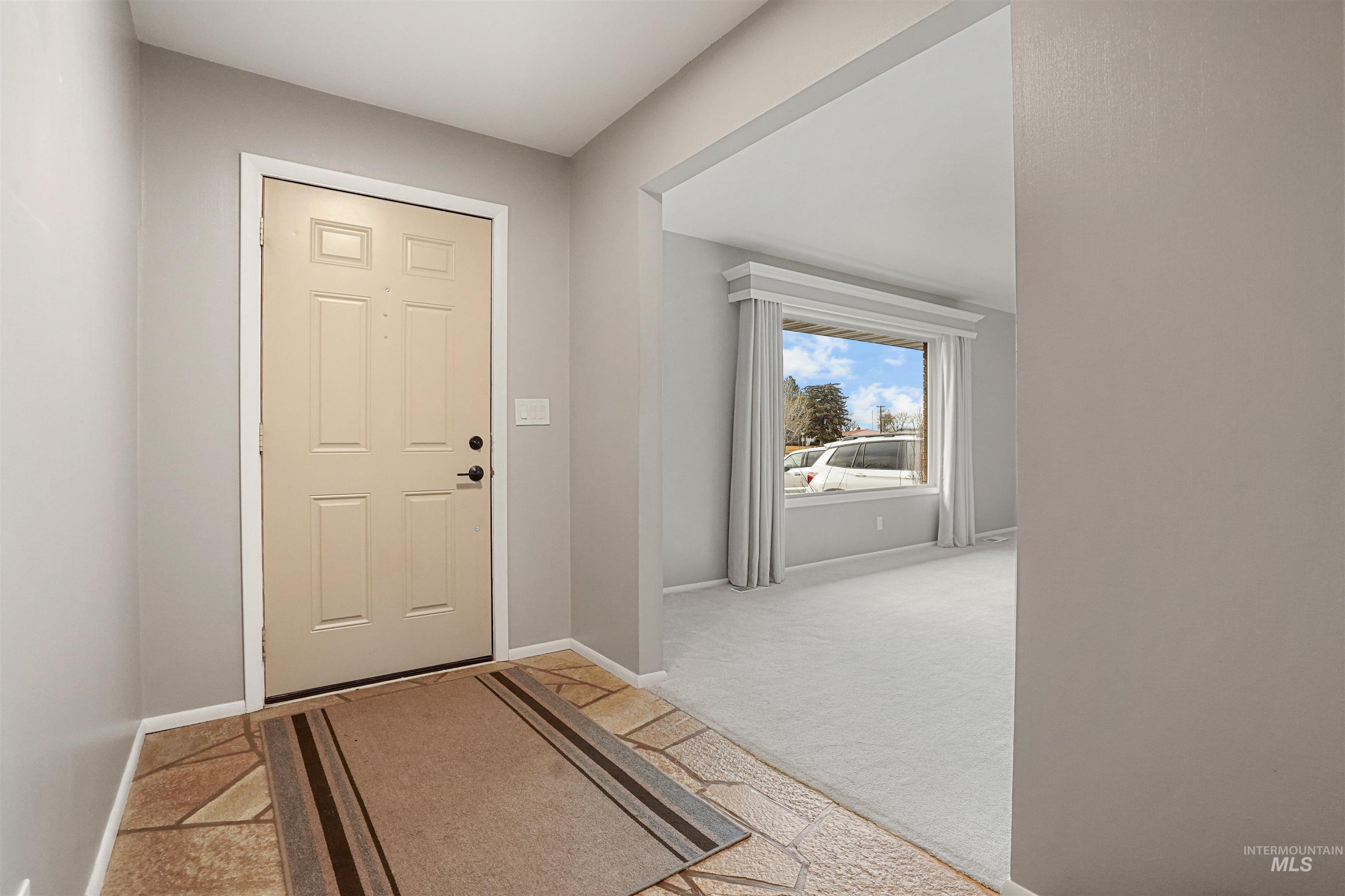 206 Pleasant Way, Rupert, Idaho 83350, 3 Bedrooms, 2 Bathrooms, Residential For Sale, Price $410,000, 98976641