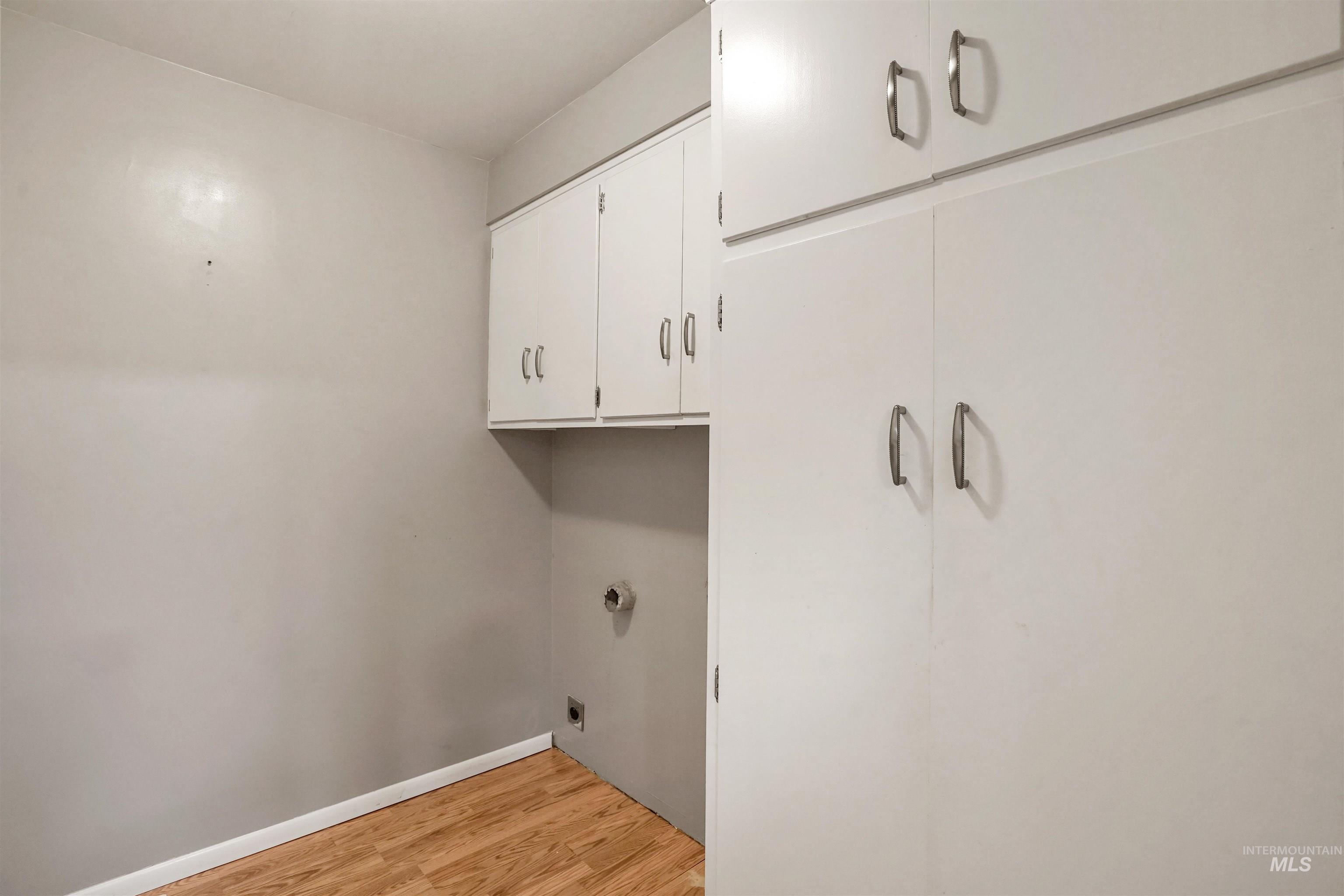 206 Pleasant Way, Rupert, Idaho 83350, 3 Bedrooms, 2 Bathrooms, Residential For Sale, Price $410,000, 98976641