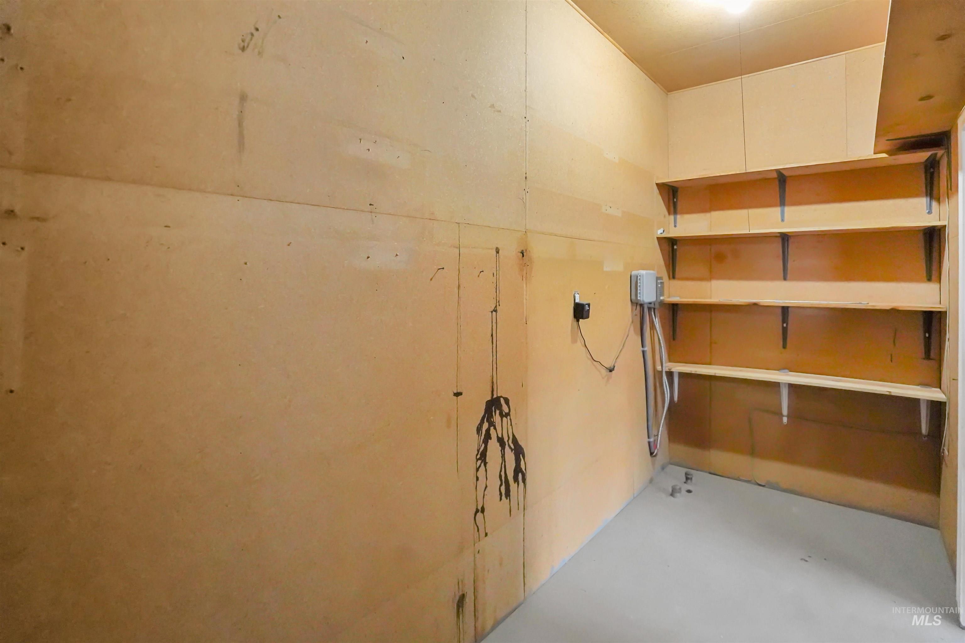 206 Pleasant Way, Rupert, Idaho 83350, 3 Bedrooms, 2 Bathrooms, Residential For Sale, Price $410,000, 98976641