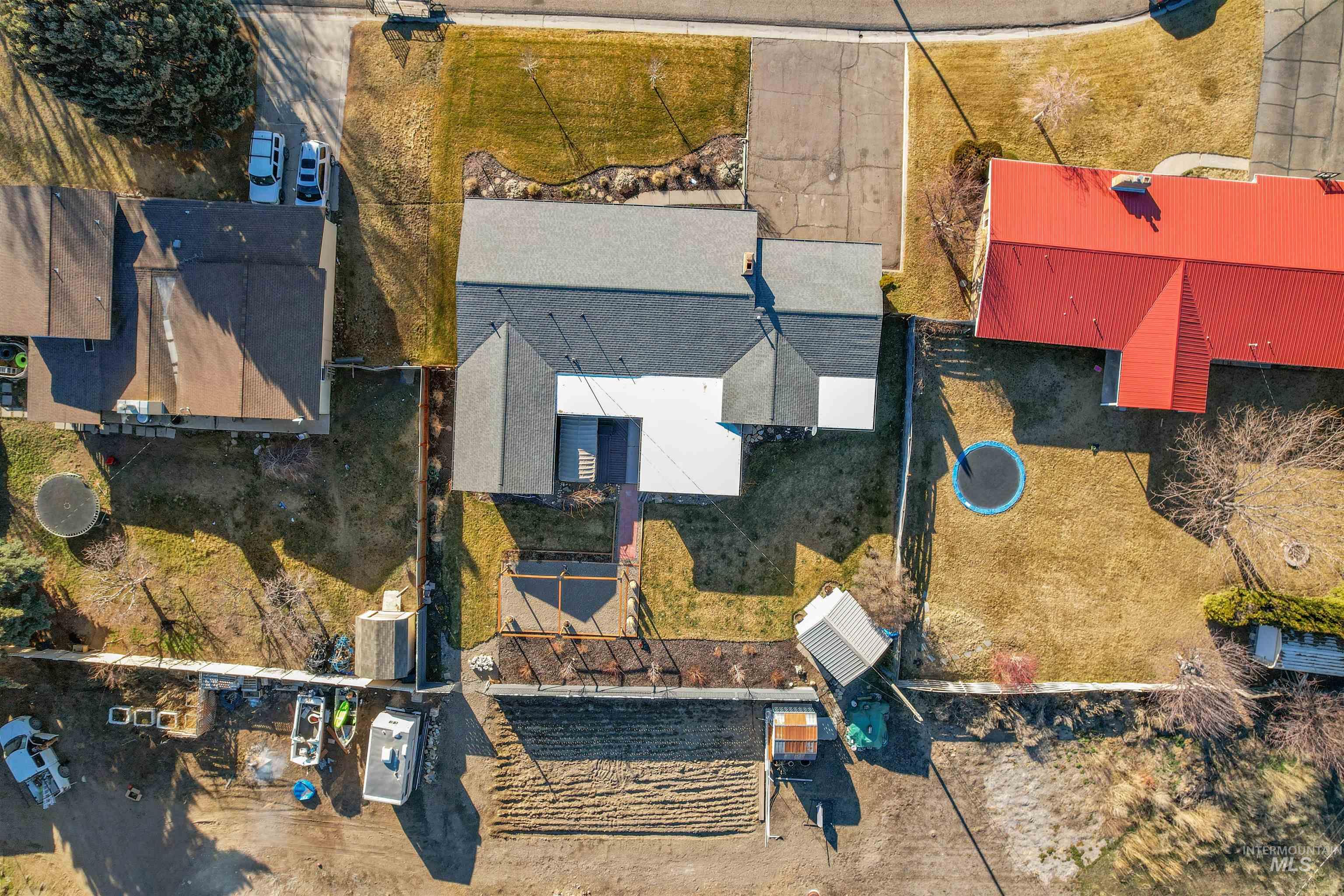 206 Pleasant Way, Rupert, Idaho 83350, 3 Bedrooms, 2 Bathrooms, Residential For Sale, Price $410,000, 98976641