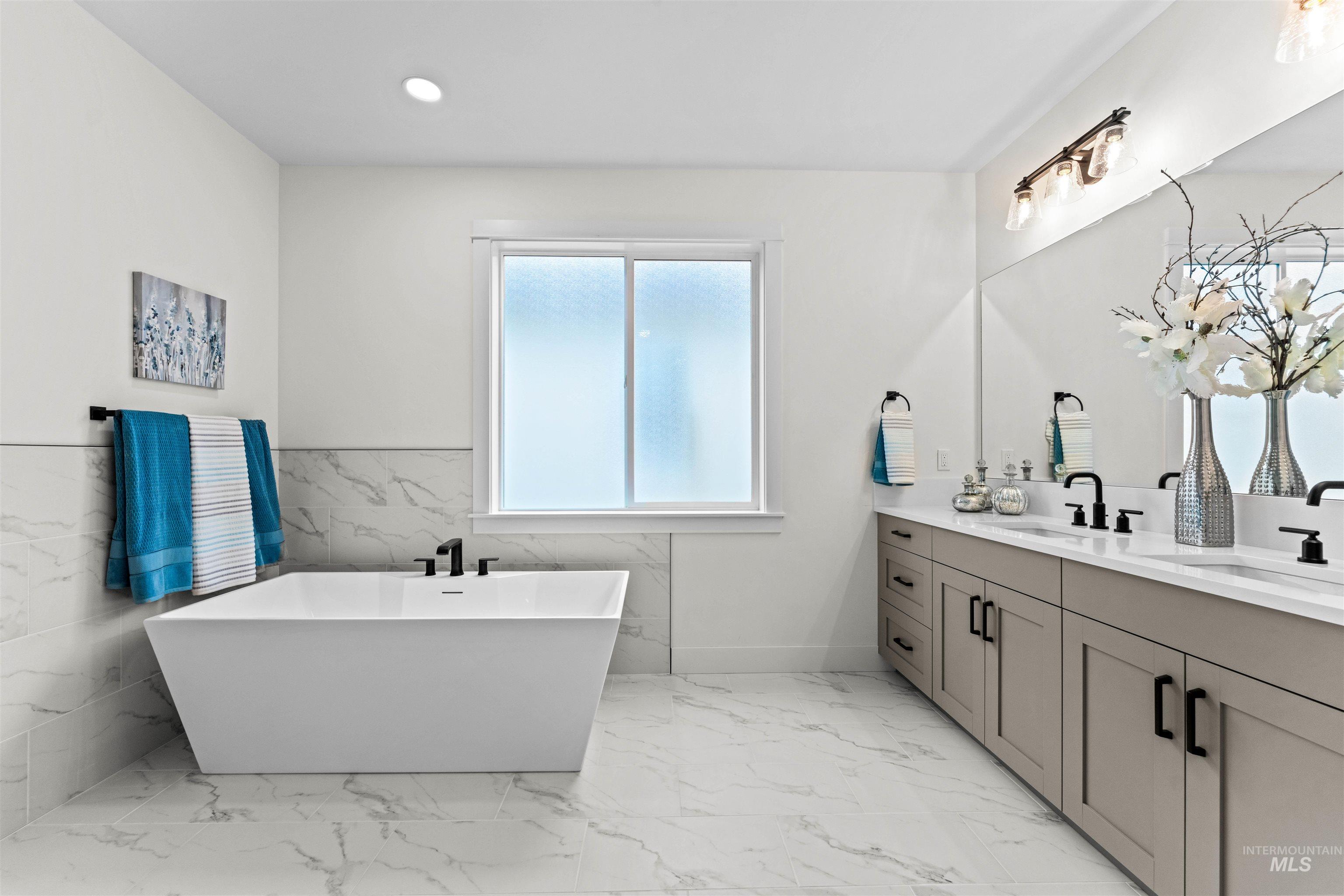 9942 W Sunberry Ct, Star, Idaho 83669, 4 Bedrooms, 2.5 Bathrooms, Residential For Sale, Price $649,995, 98976645