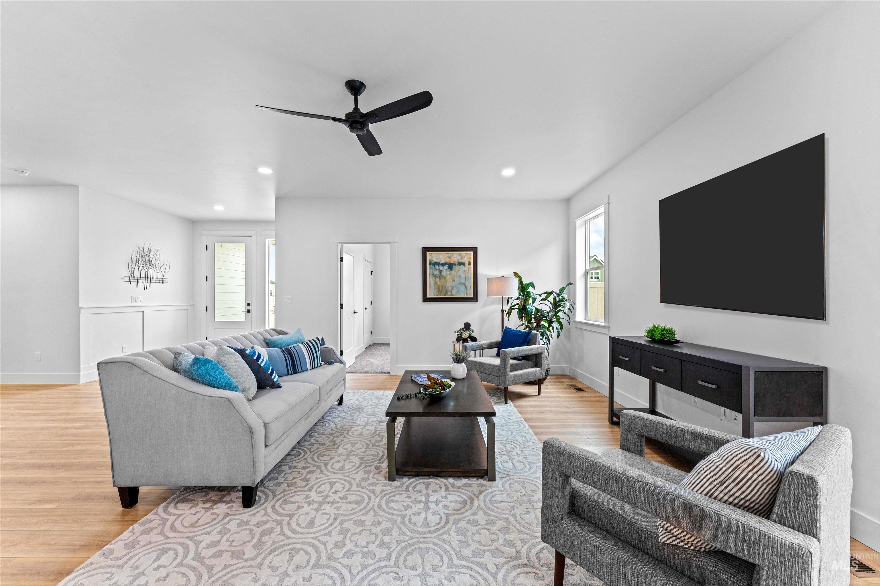 9942 W Sunberry Ct, Star, Idaho 83669, 4 Bedrooms, 2.5 Bathrooms, Residential For Sale, Price $649,995, 98976645